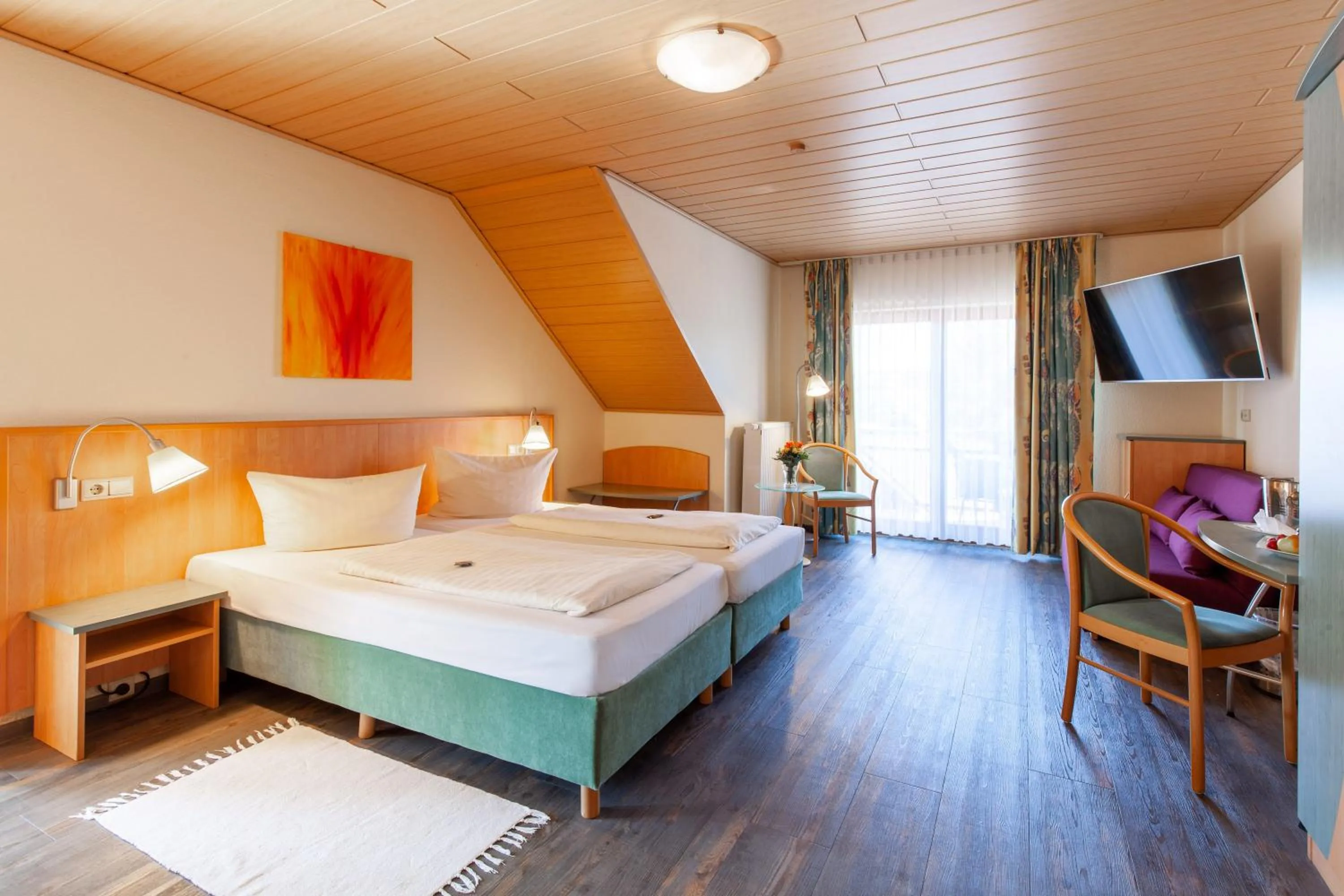 Photo of the whole room, Bed in Landgasthof 'Zur Quelle'