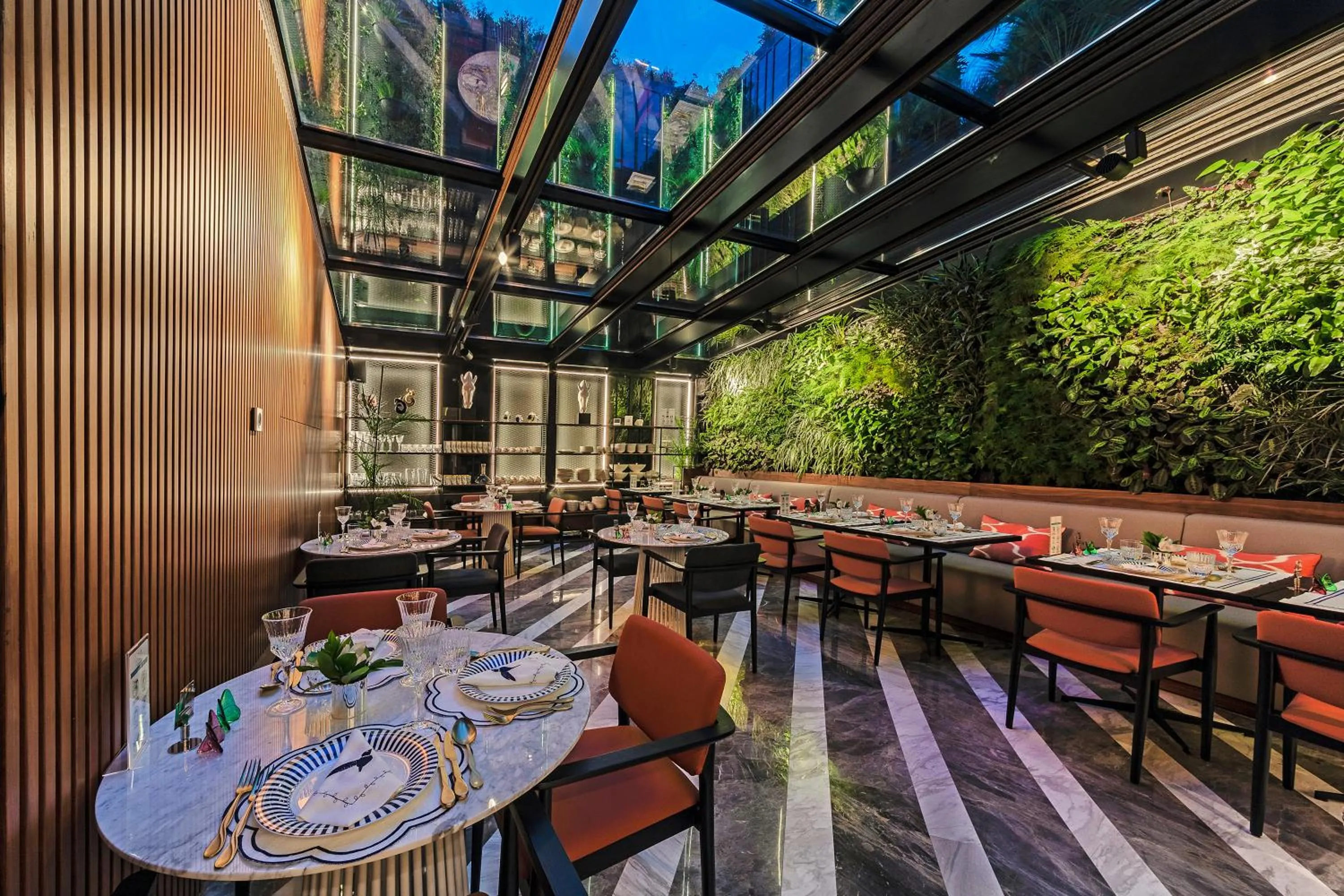 Restaurant/places to eat in Aya Sultanahmet Hotel