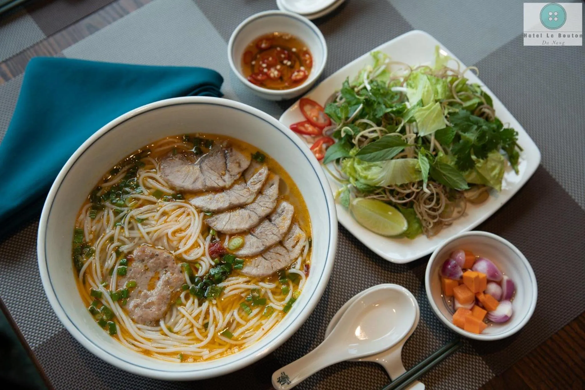 Breakfast in Hotel Le Bouton