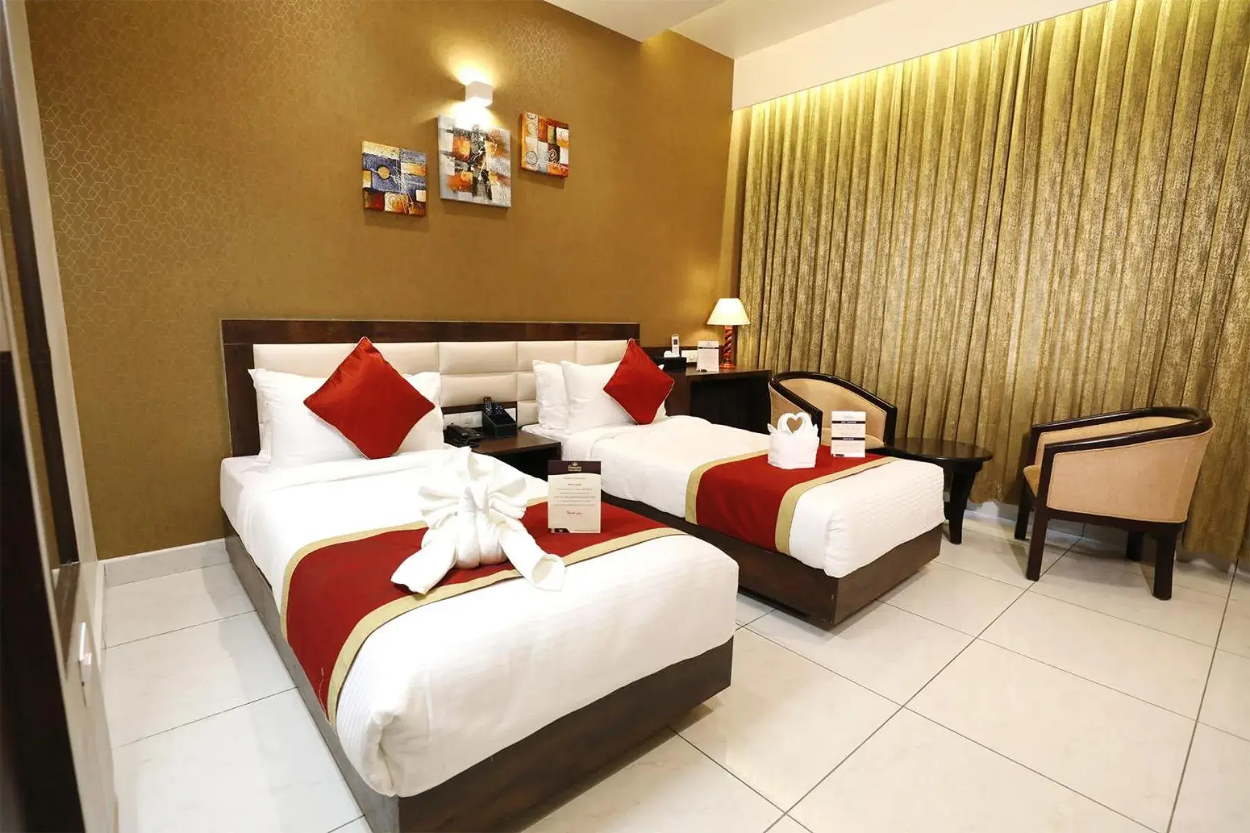 Deluxe Room - single occupancy in Hotel Foxglove International Deluxe Room - single occupancy in Hotel Foxglove International