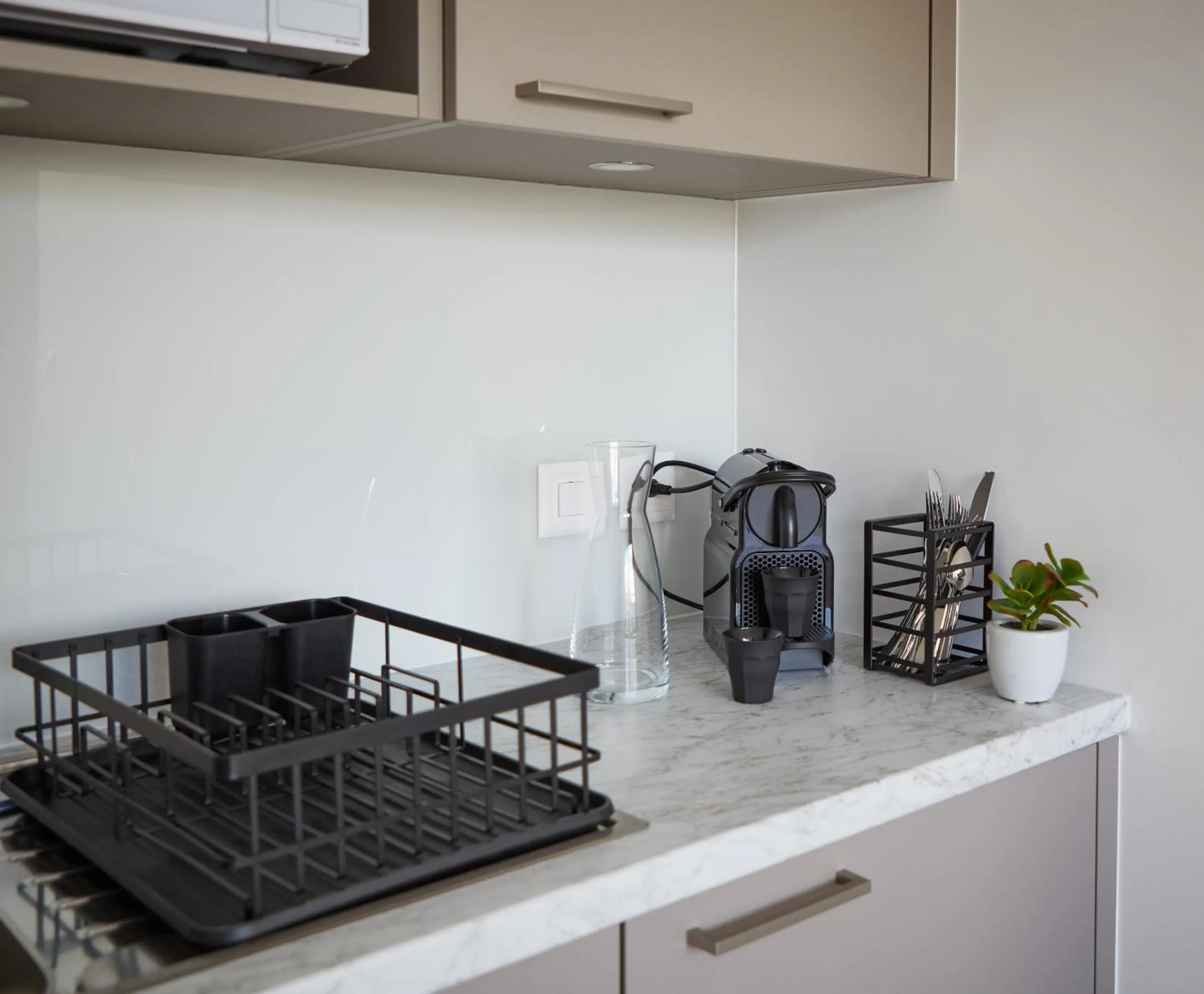 Coffee/tea facilities in Hotel Suisse