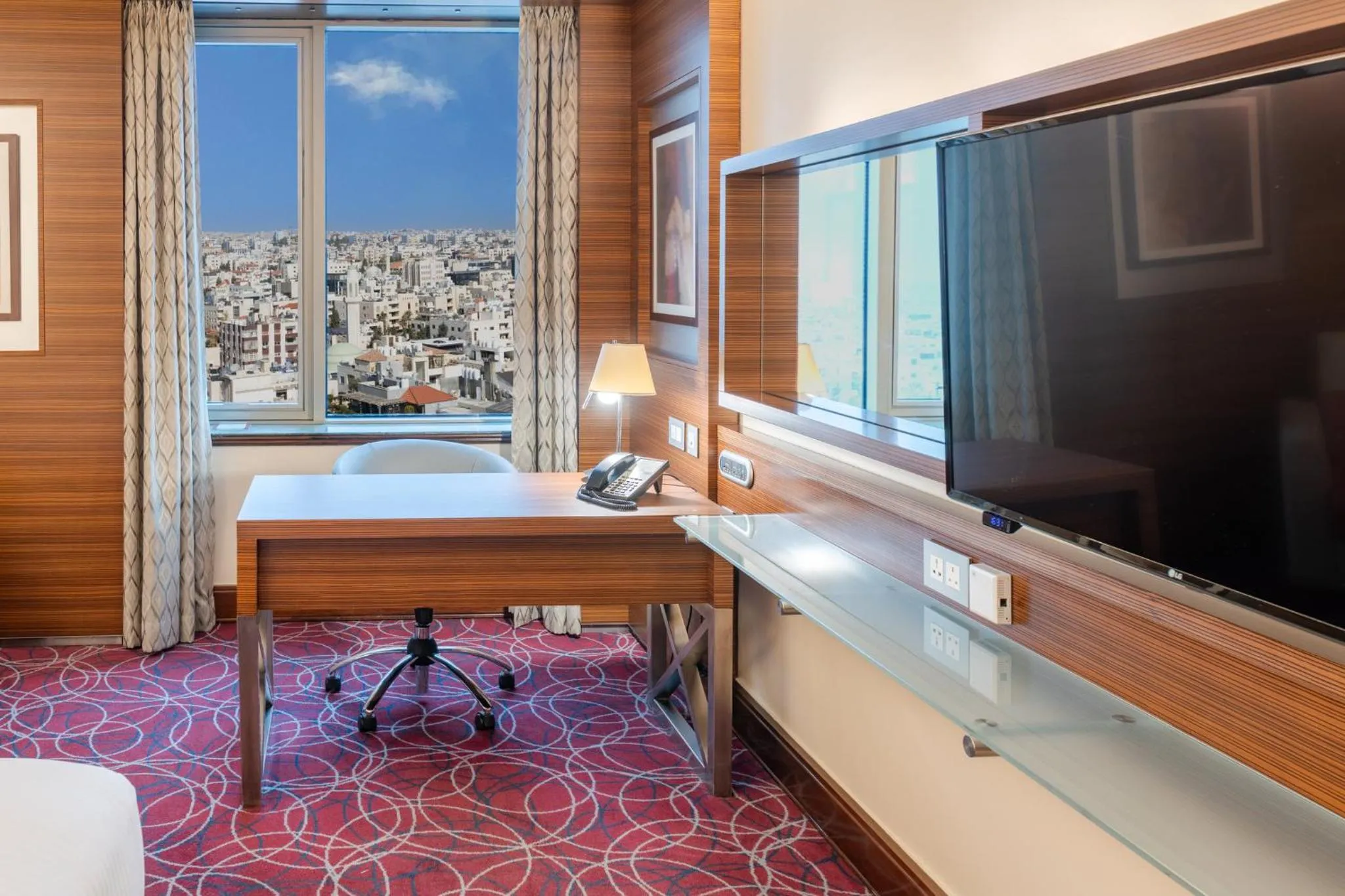 Photo of the whole room in Crowne Plaza Amman by IHG