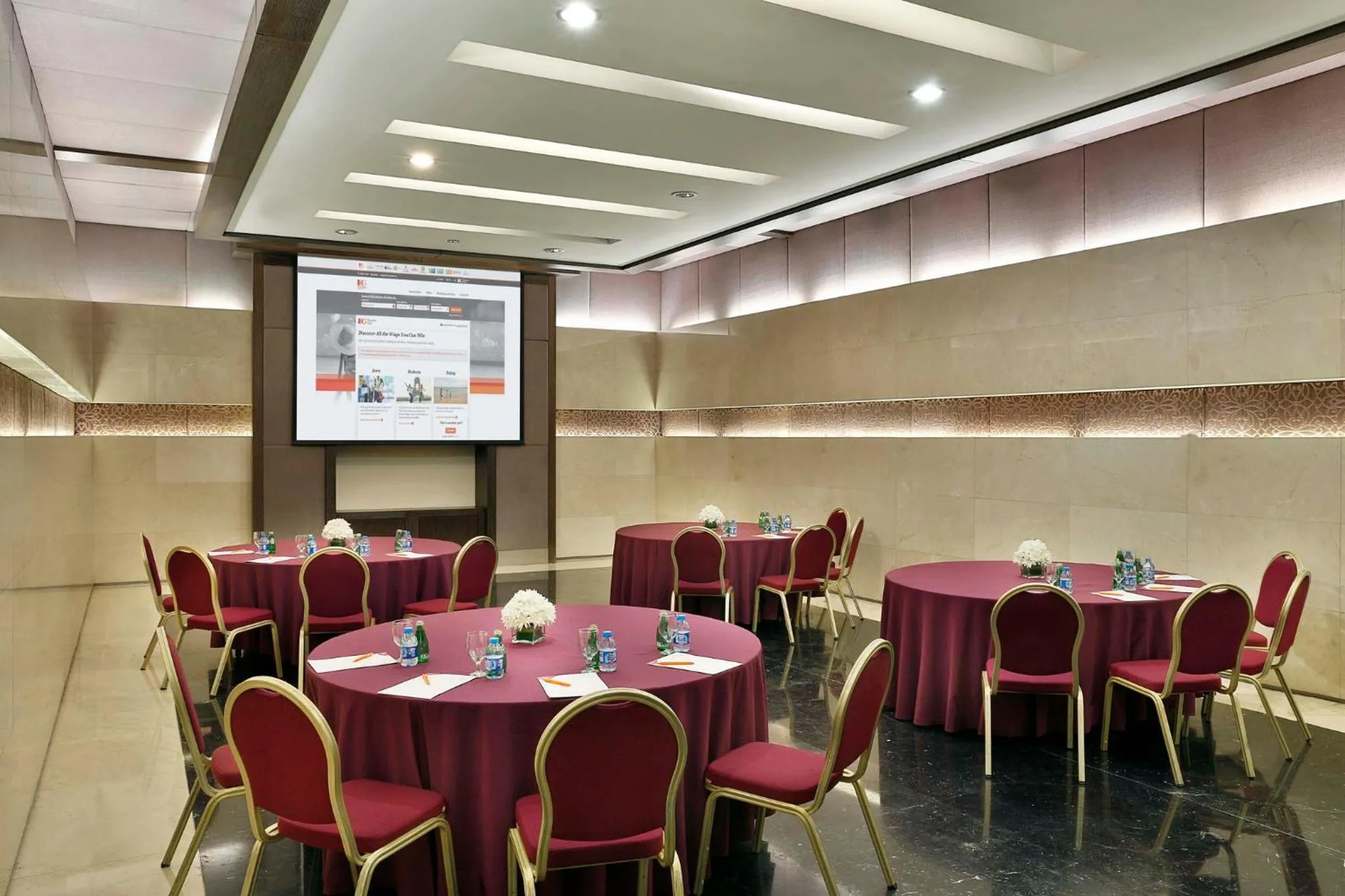 Banquet/Function facilities in Crowne Plaza Amman by IHG