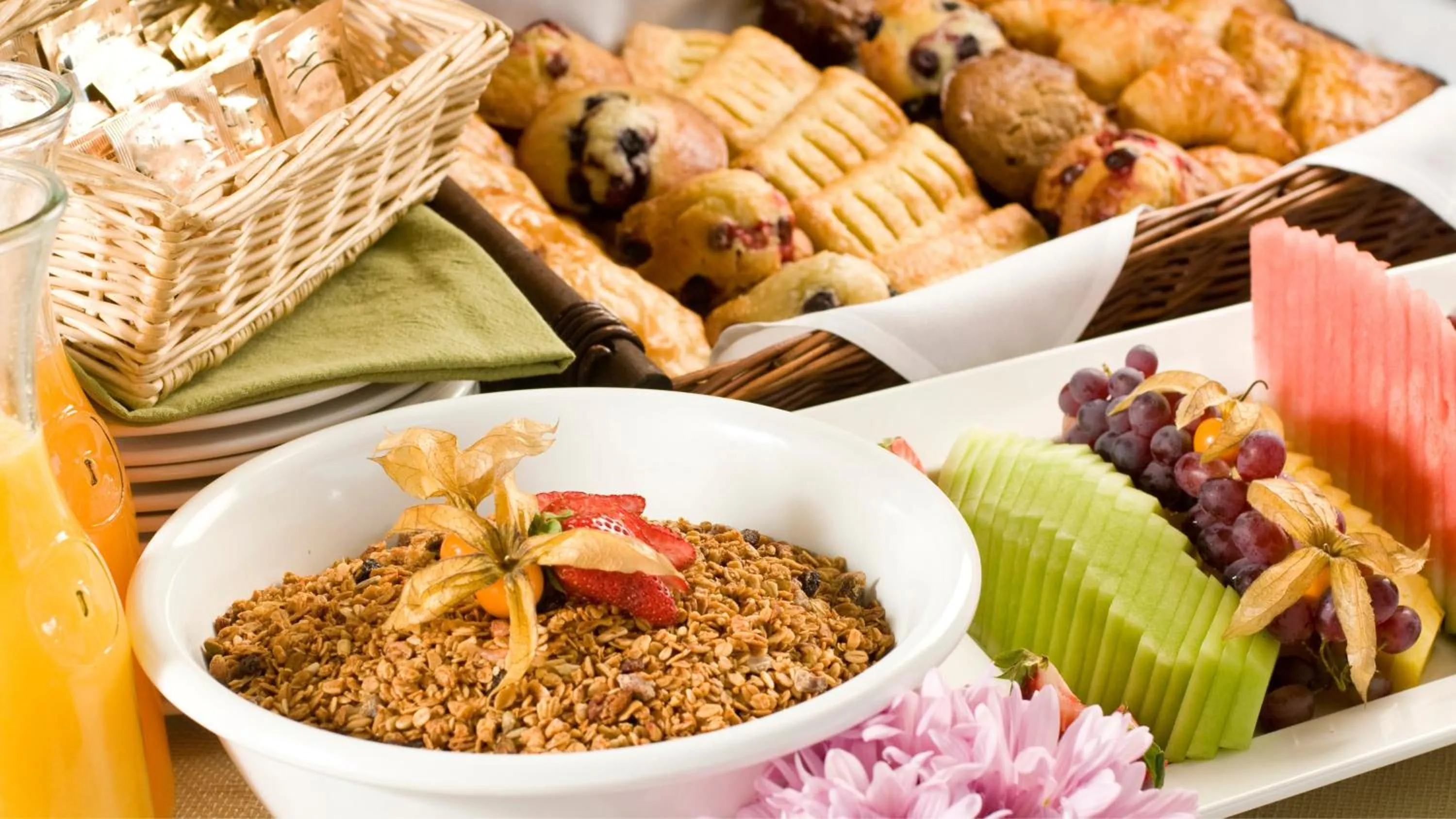 Breakfast in Crowne Plaza Amman by IHG