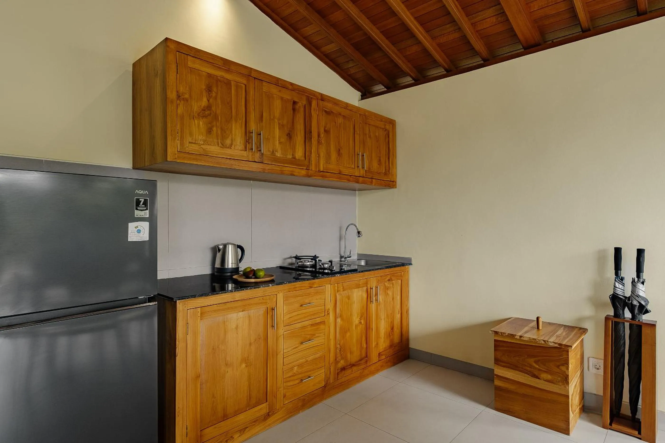 Kitchen or kitchenette in Yanyan Resort Ubud