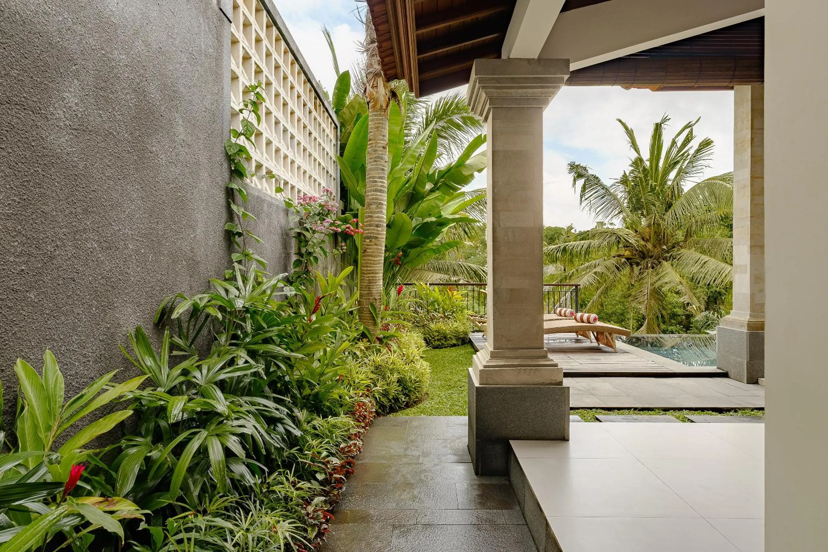 Garden view in Yanyan Resort Ubud