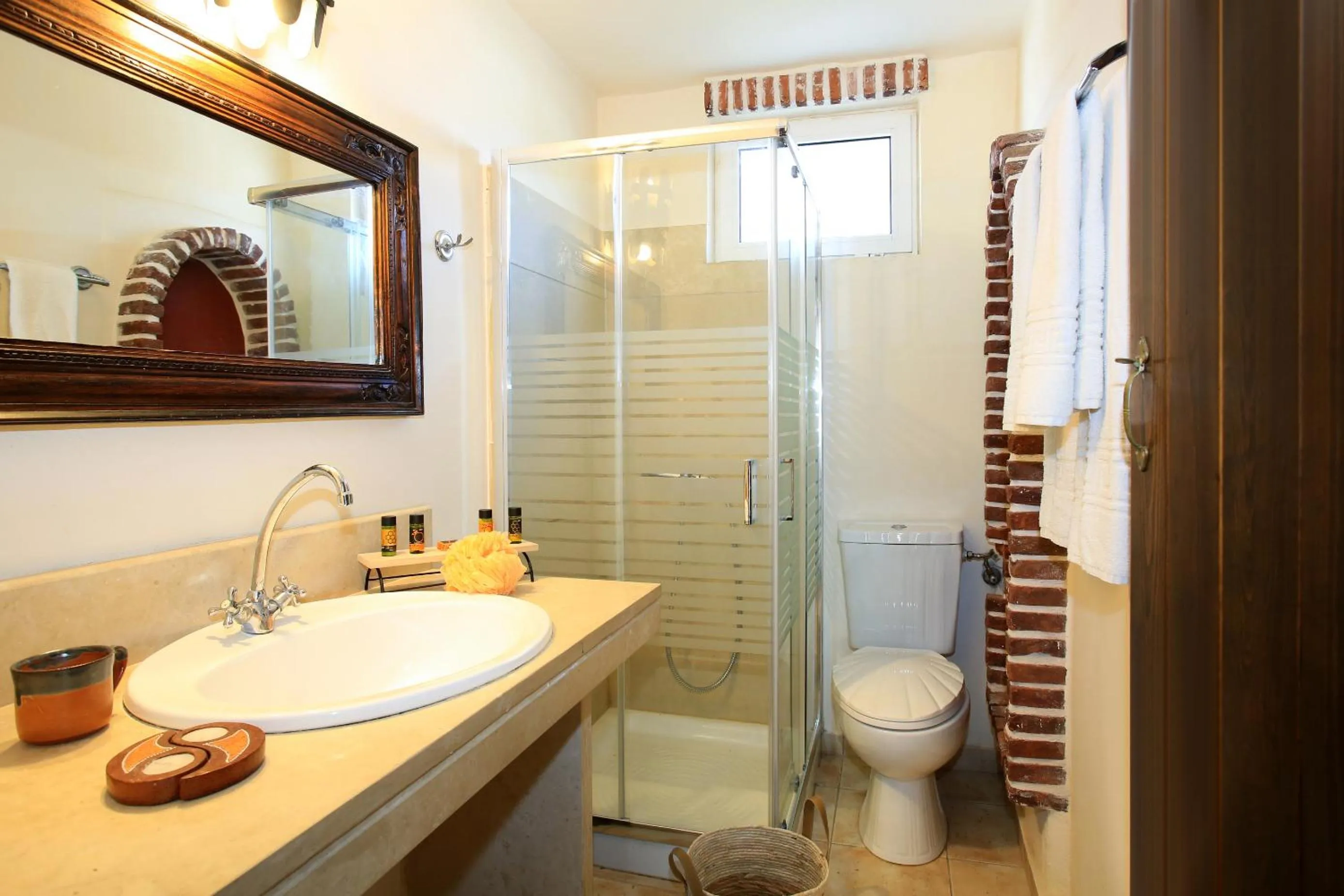 Shower in Villa Oasis