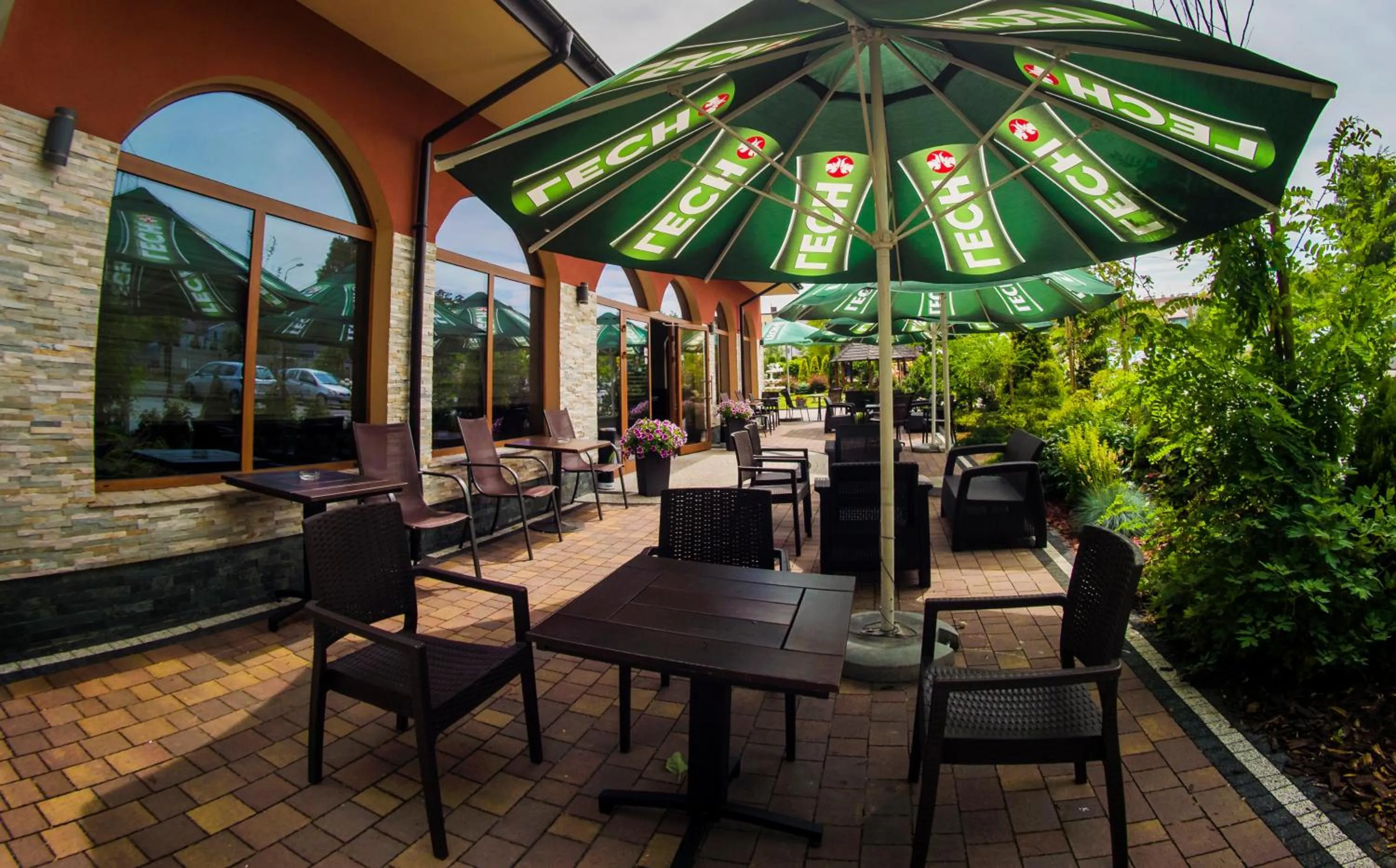 Restaurant/places to eat in Złote Arkady