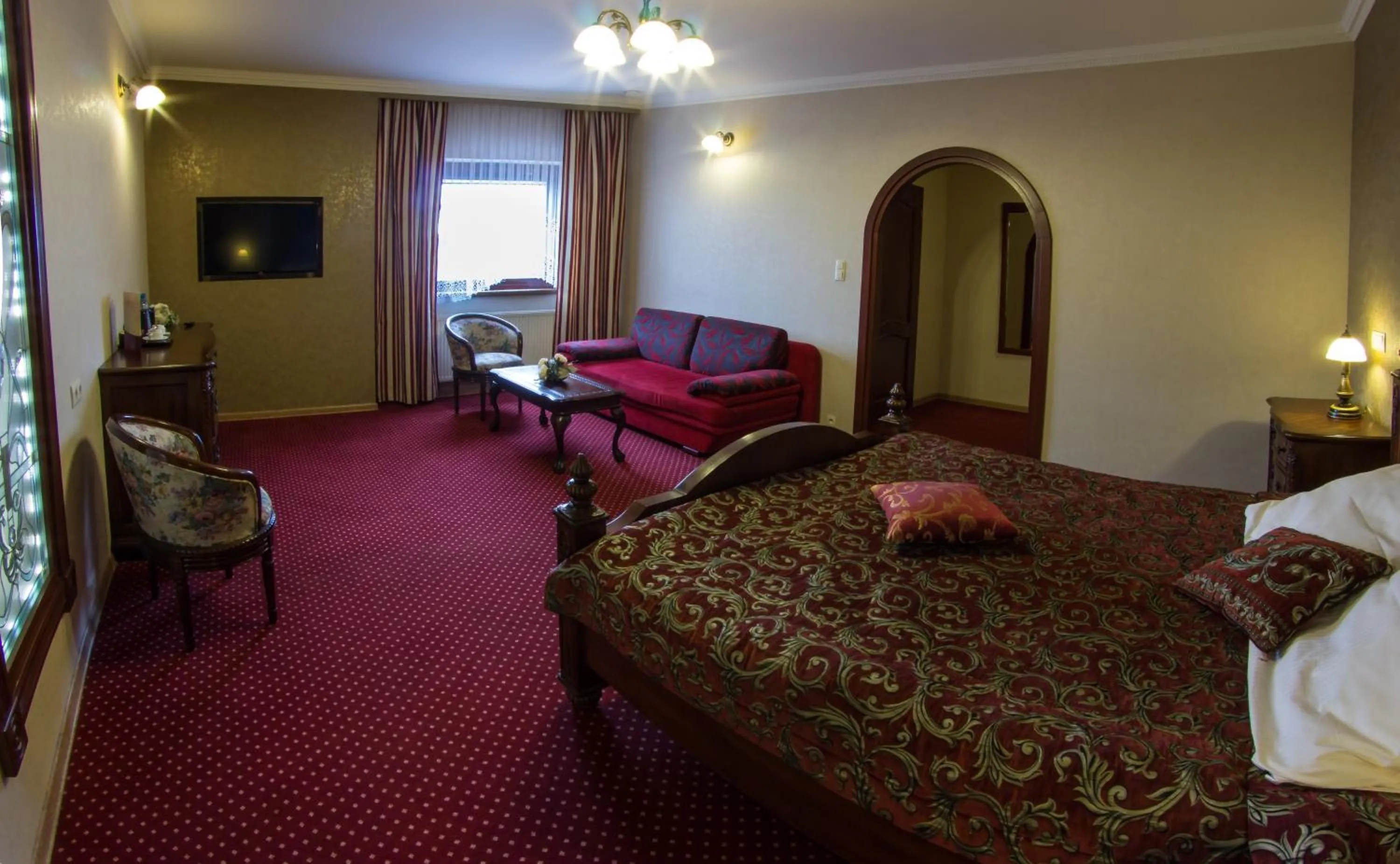 Bedroom, Bed in Złote Arkady