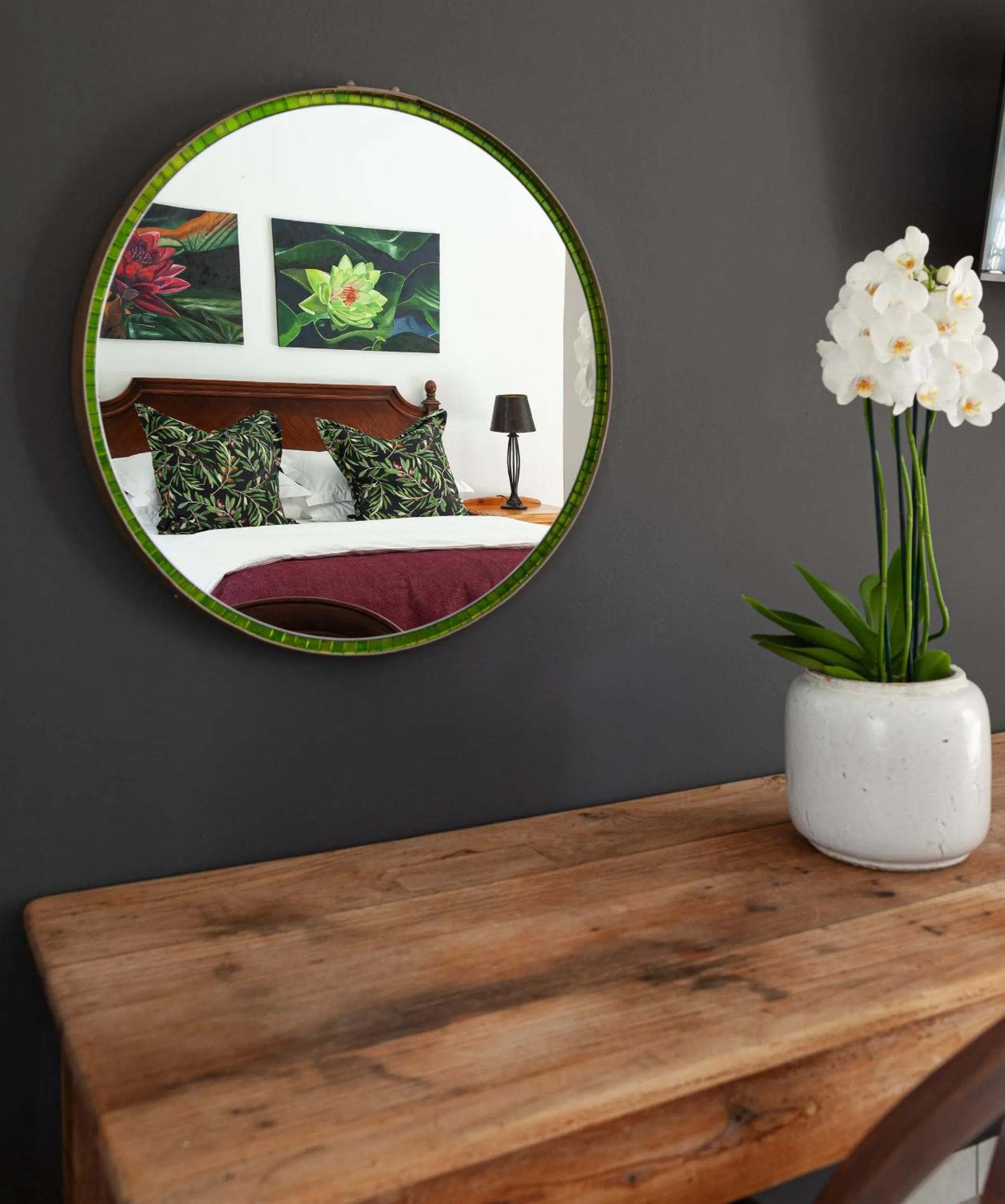 Decorative detail in 5 Rembrandt Guesthouse