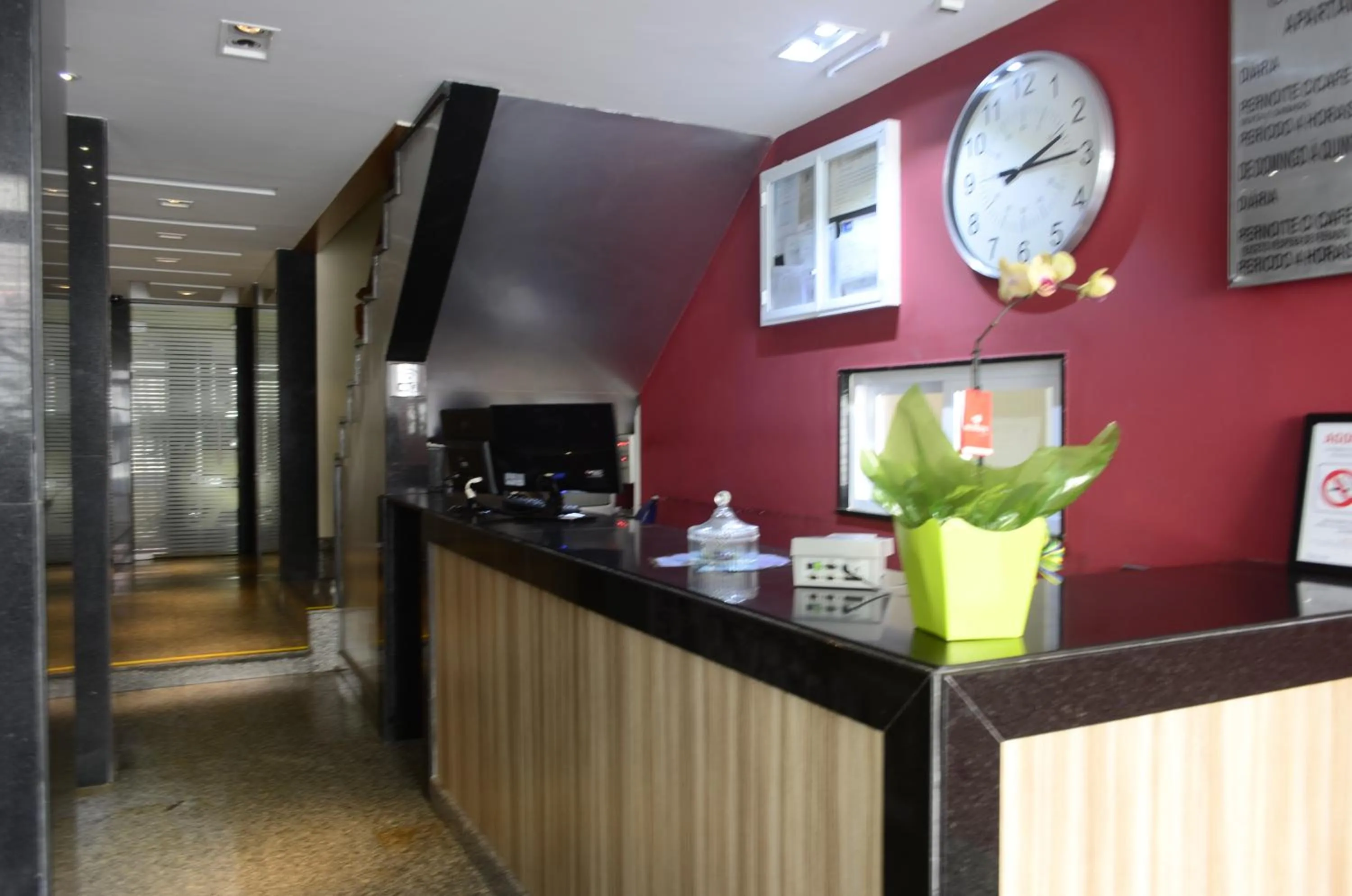 Lobby or reception in Hotel Meu Cantinho (Adults Only)