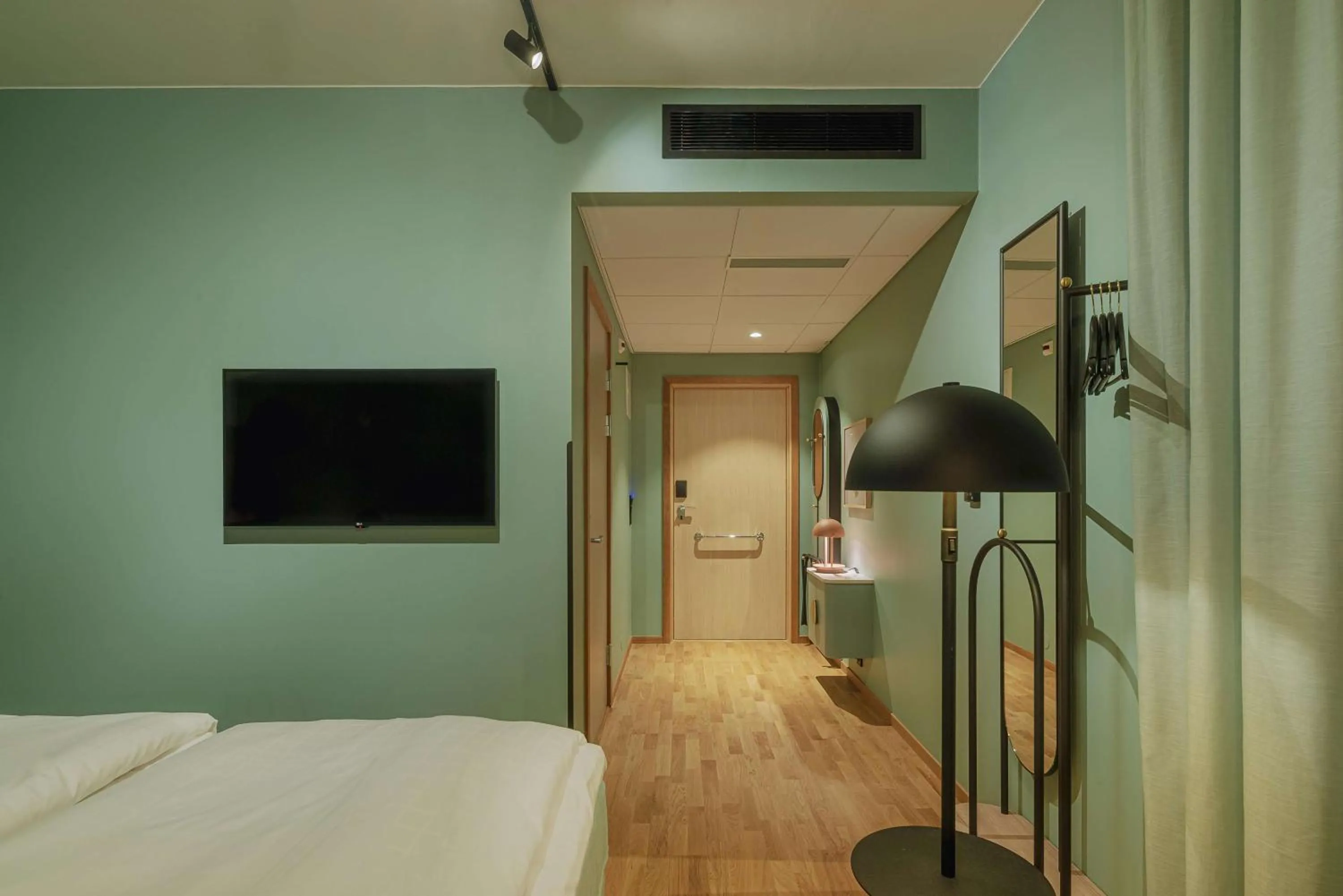 Photo of the whole room, Bed in Scandic Landvetter