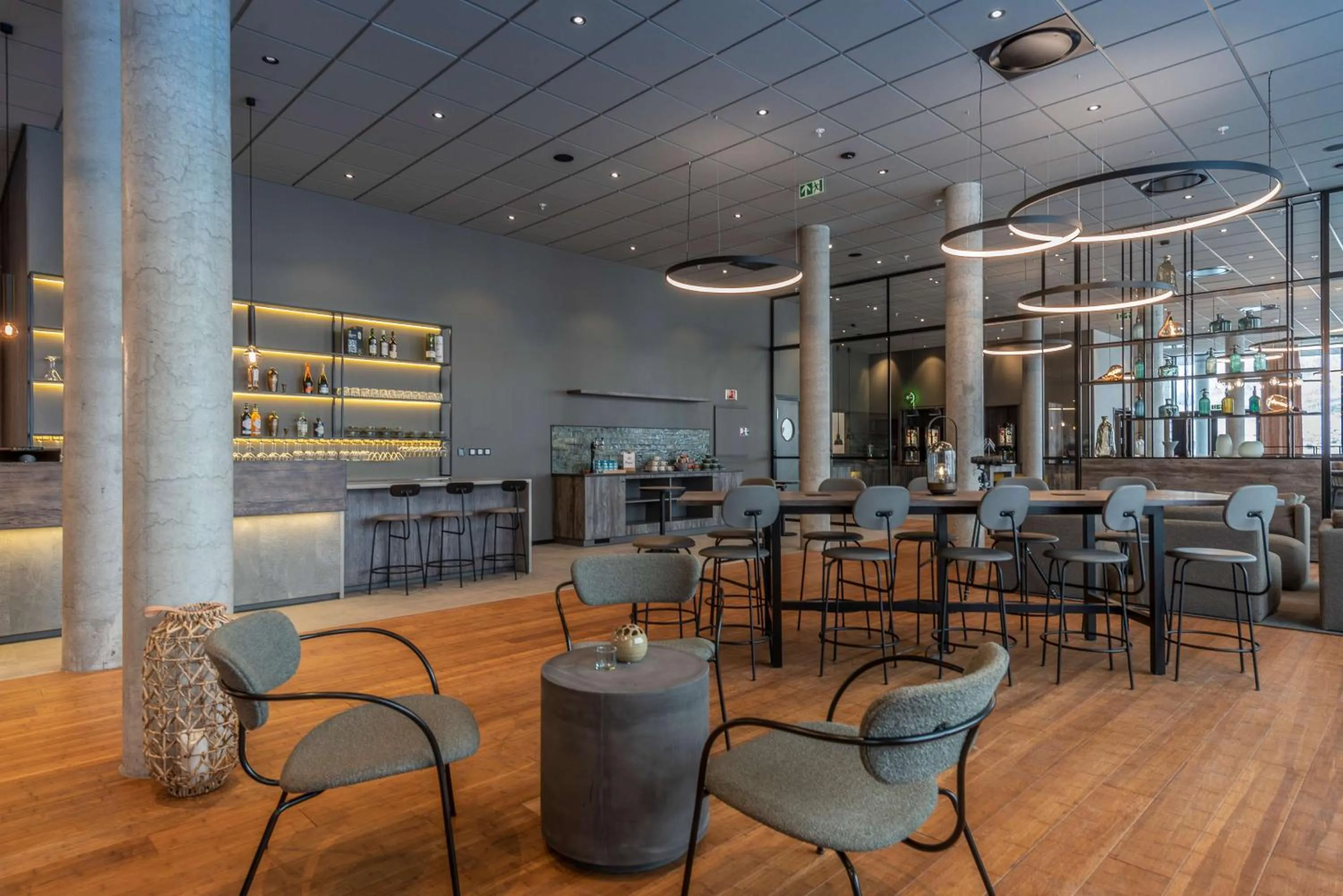 Lounge or bar in Scandic Sortland