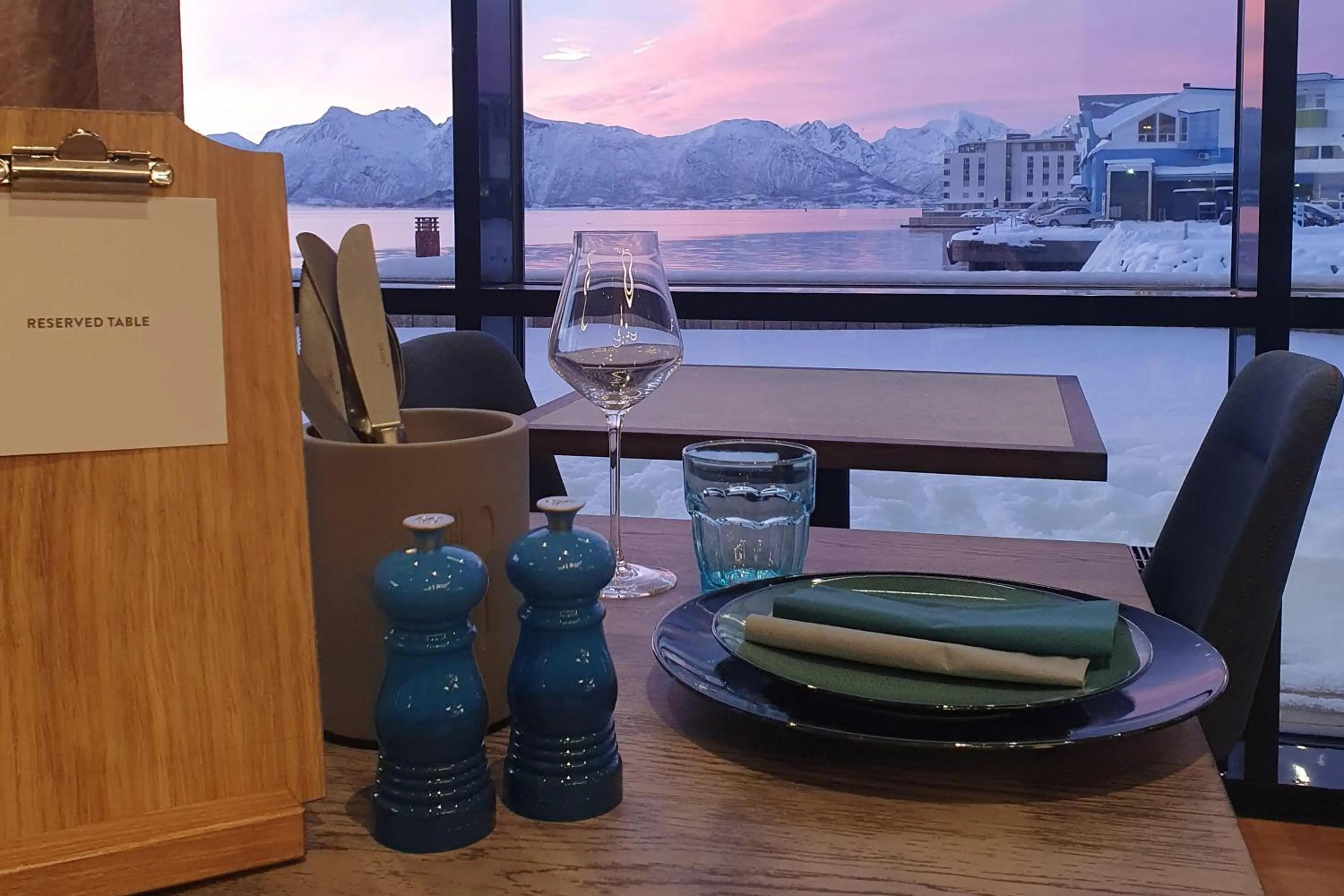 Restaurant/places to eat in Scandic Sortland