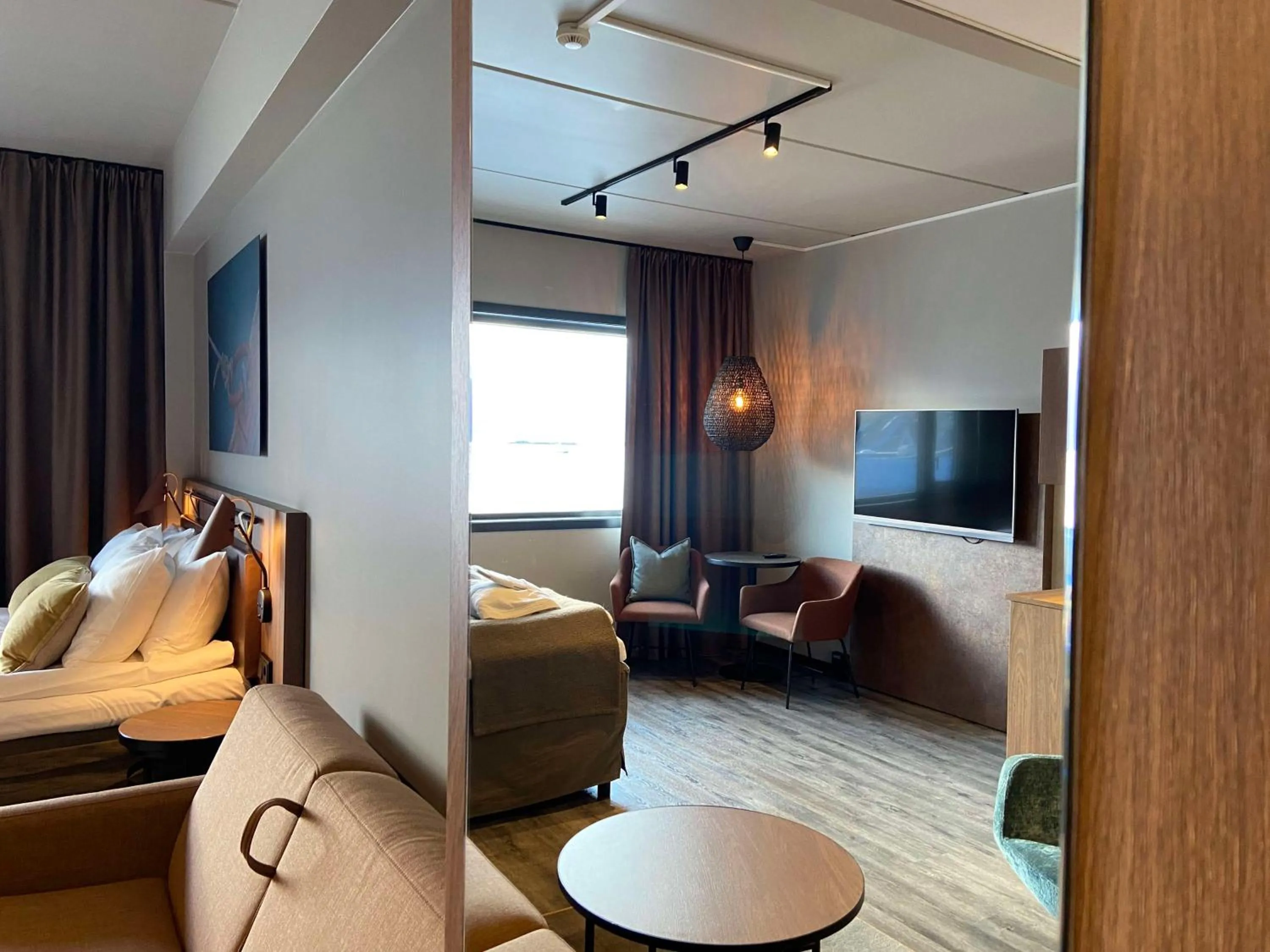 Photo of the whole room, Bed in Scandic Sortland