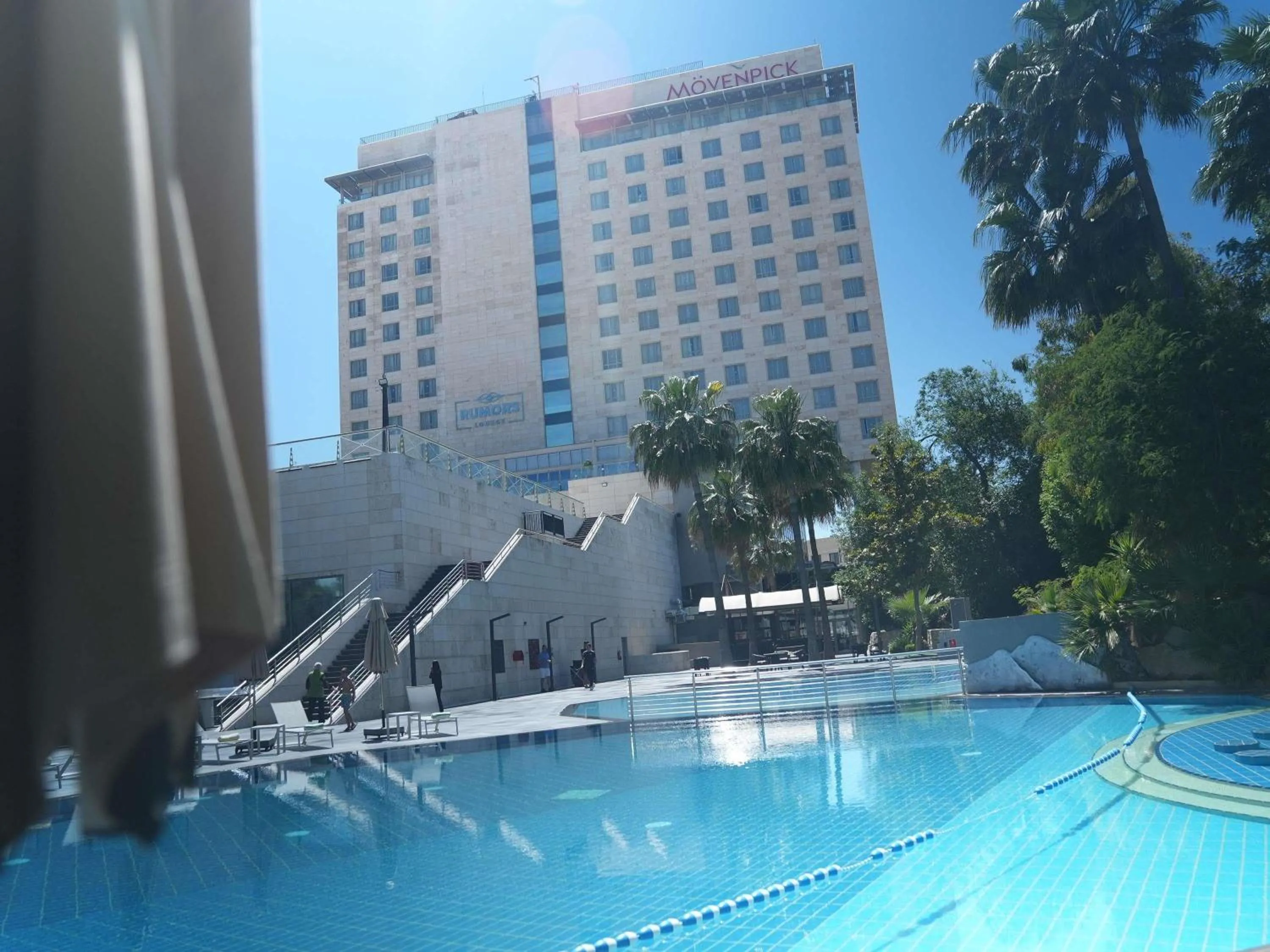 Lounge or bar in Mövenpick Hotel Amman
