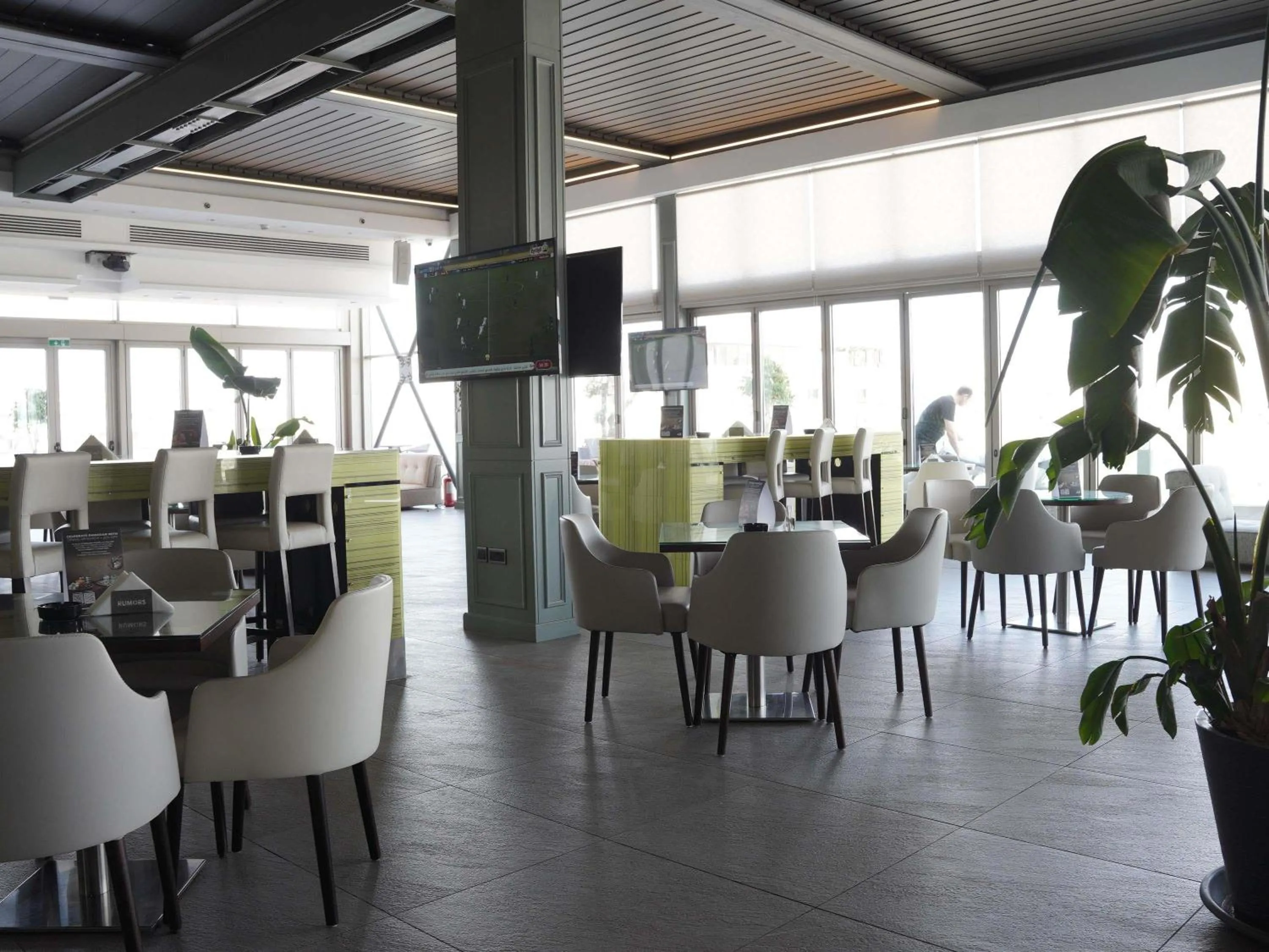 Restaurant/places to eat in Mövenpick Hotel Amman