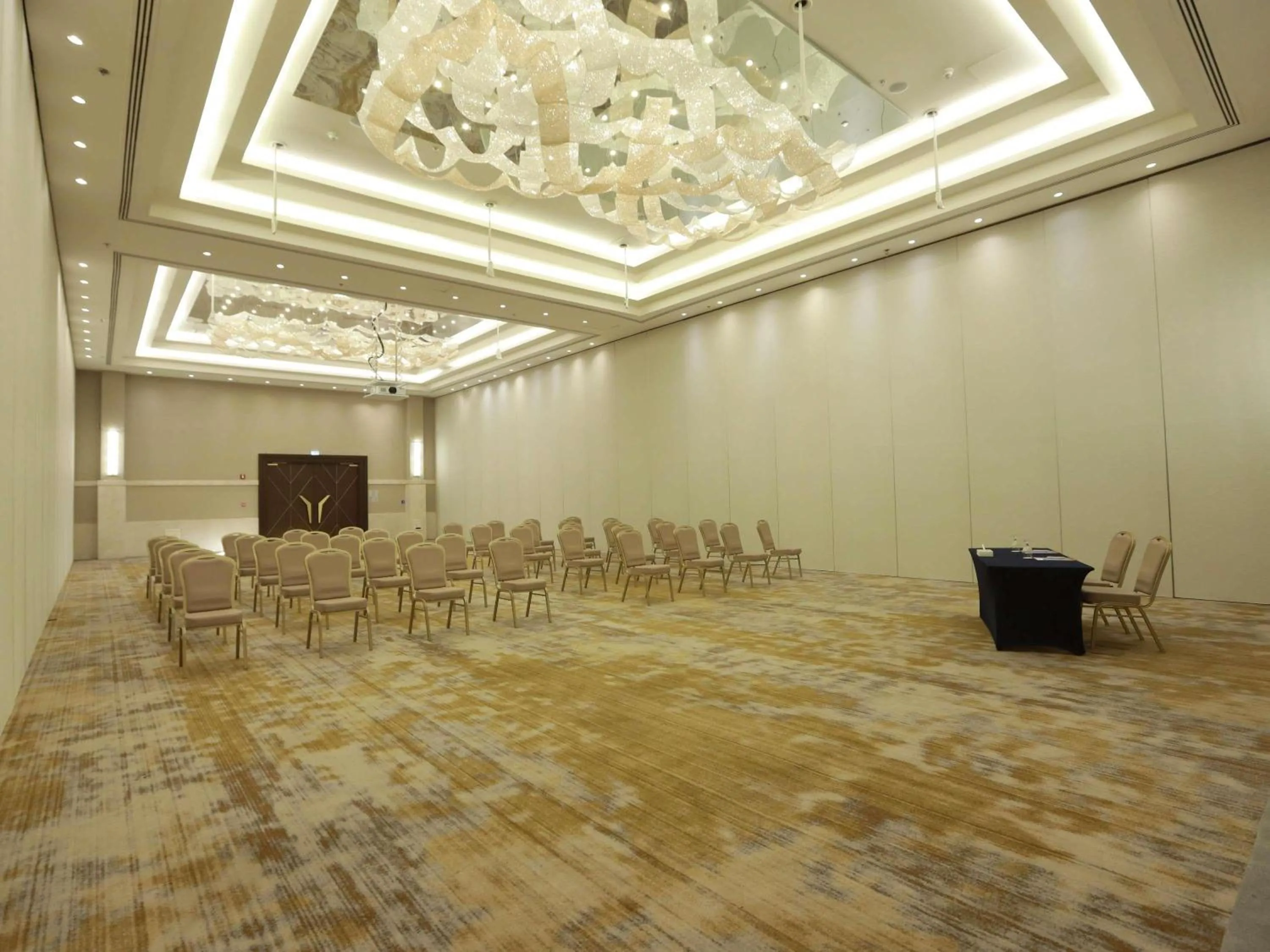 Meeting/conference room in Mövenpick Hotel Amman