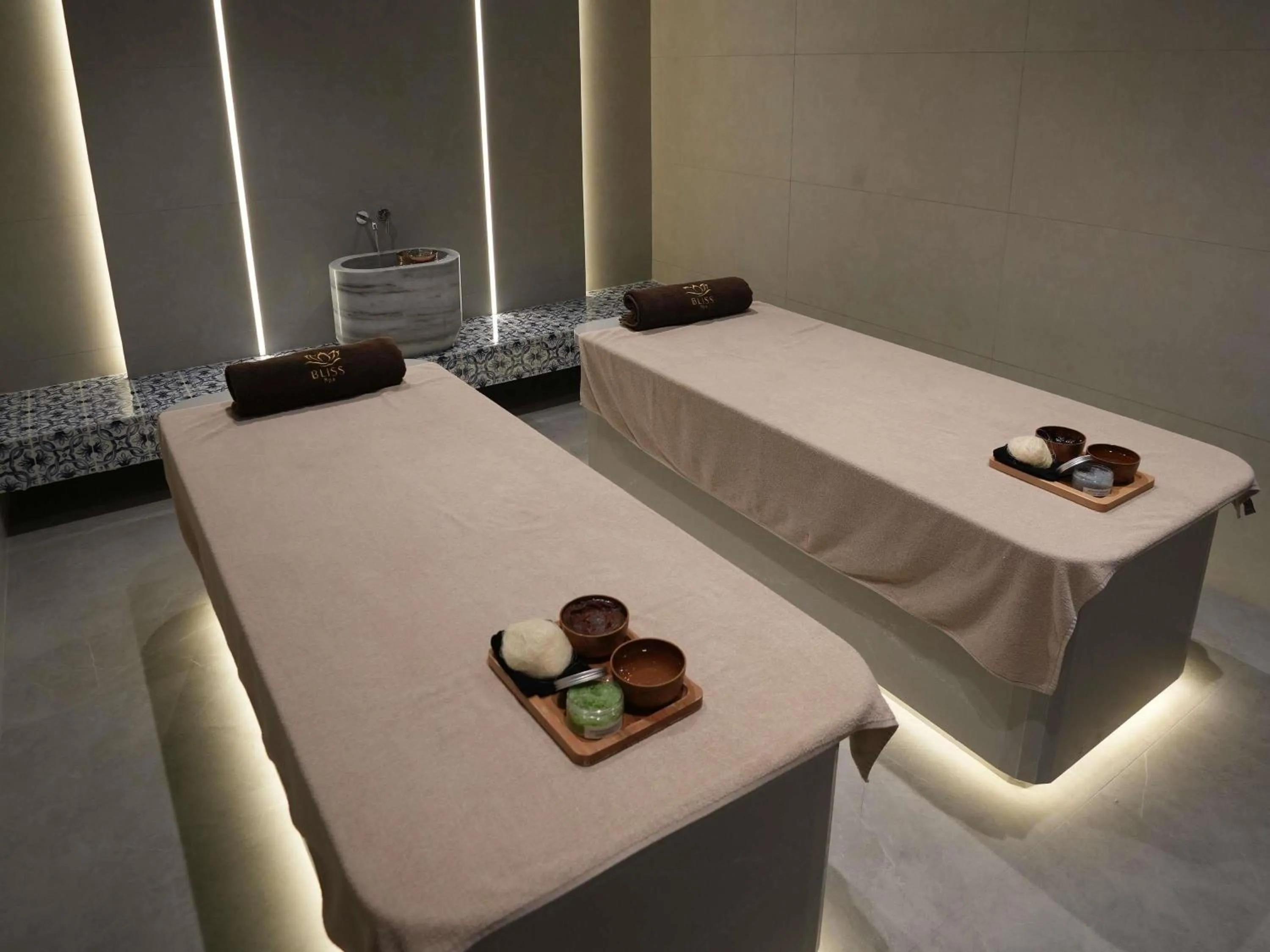 Spa and wellness centre/facilities in Mövenpick Hotel Amman