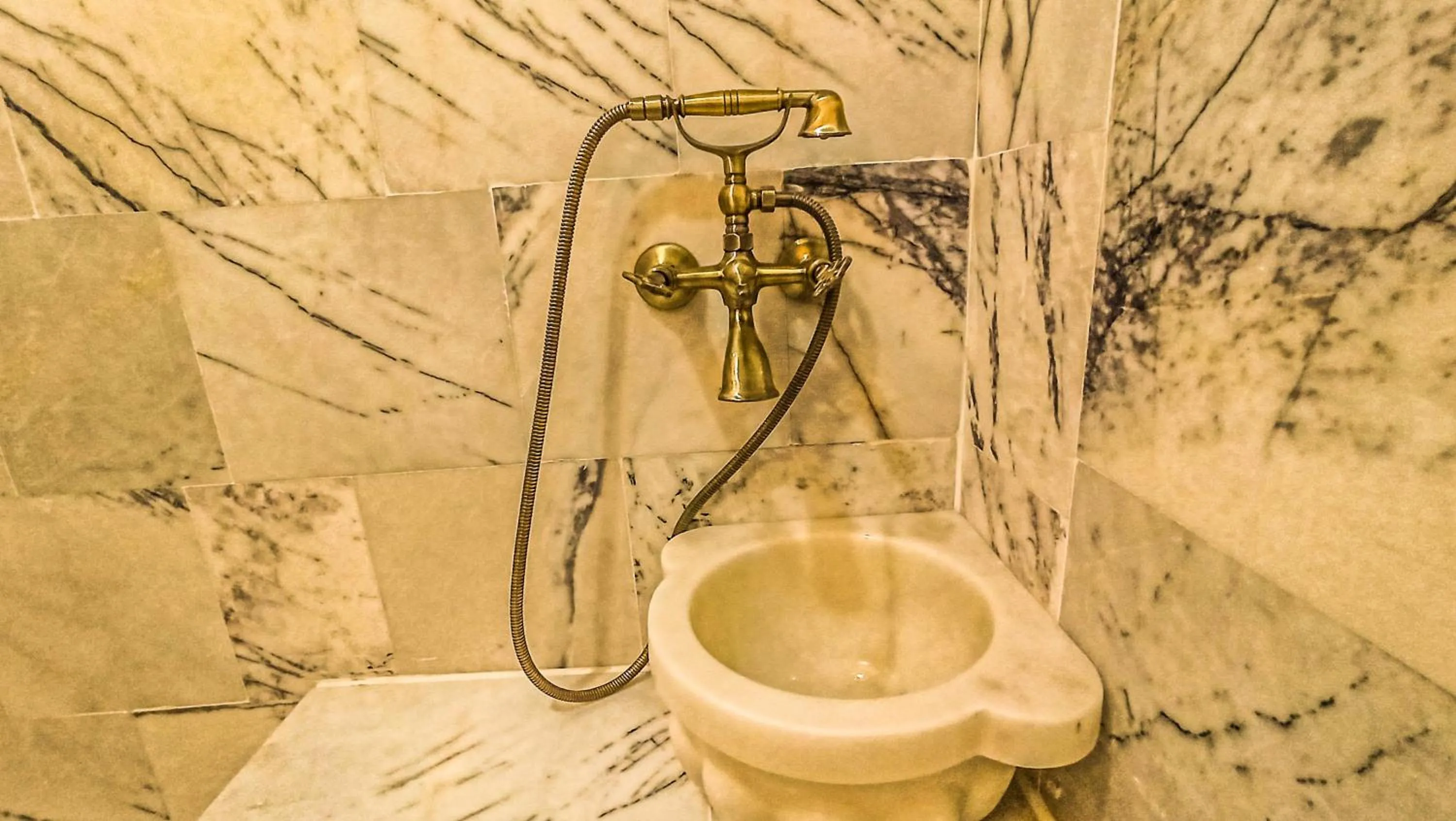 Bathroom in Variante Hotel