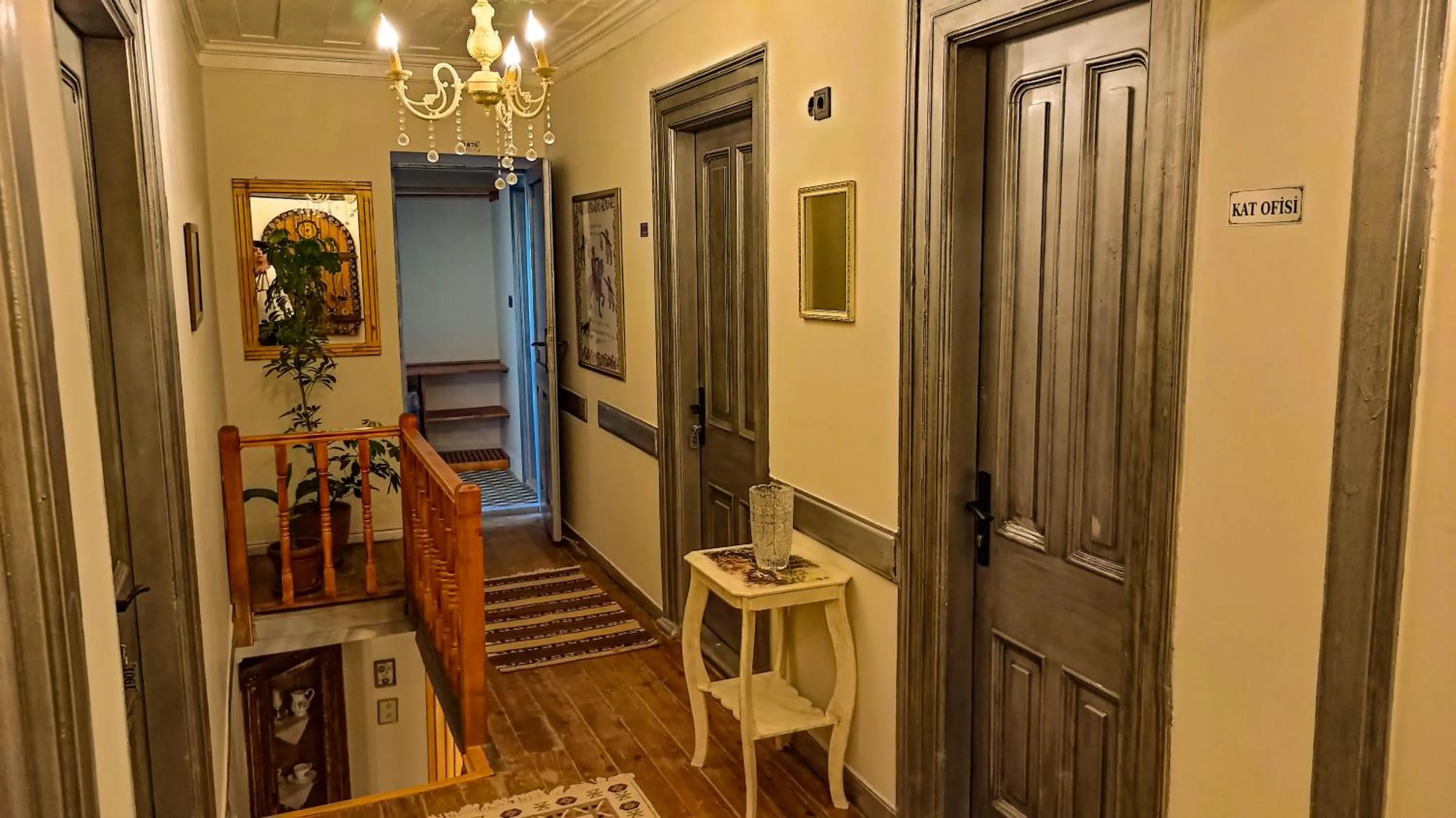 Decorative detail in Variante Hotel