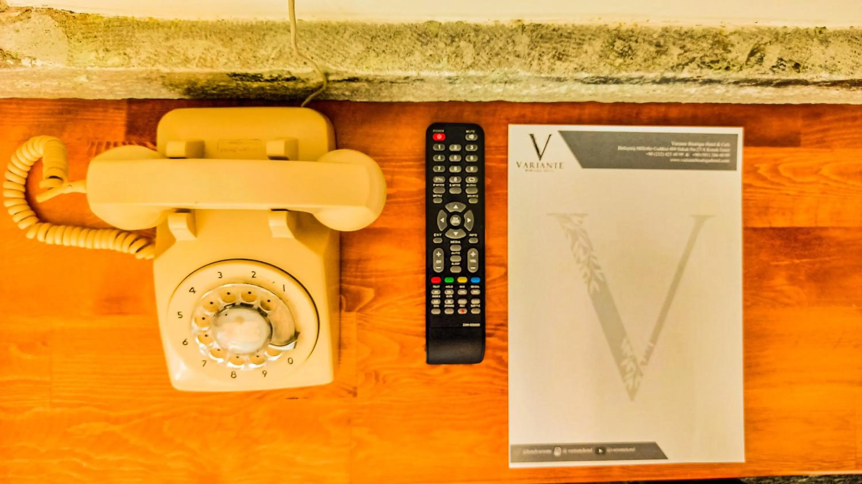 TV and multimedia in Variante Hotel