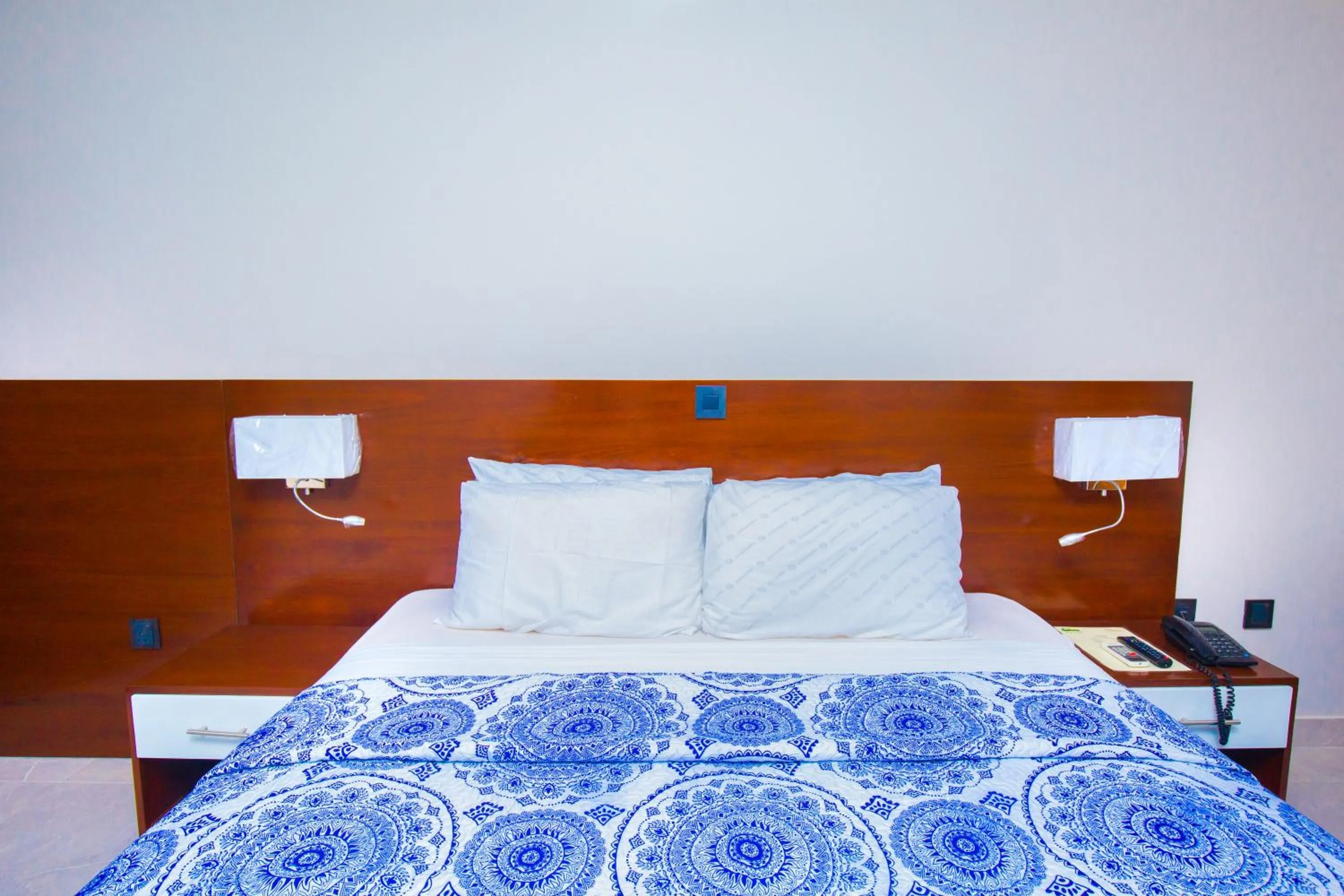 Bed in Monarch Hotel