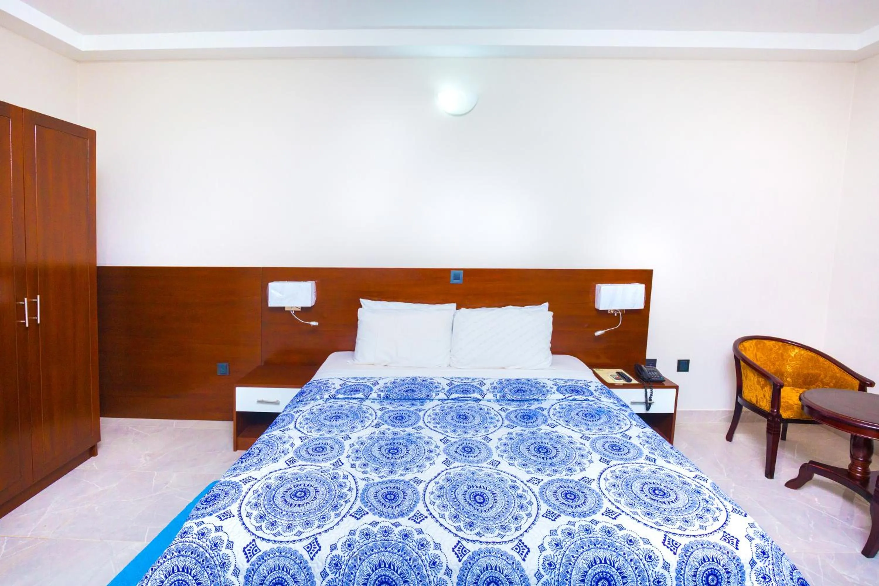 Bed in Monarch Hotel