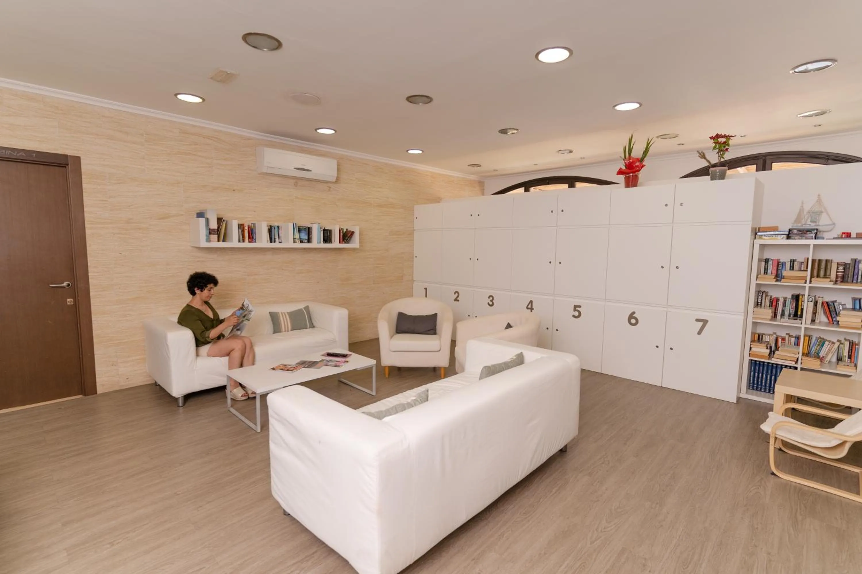 Seating area in Apartamentos Royal Life