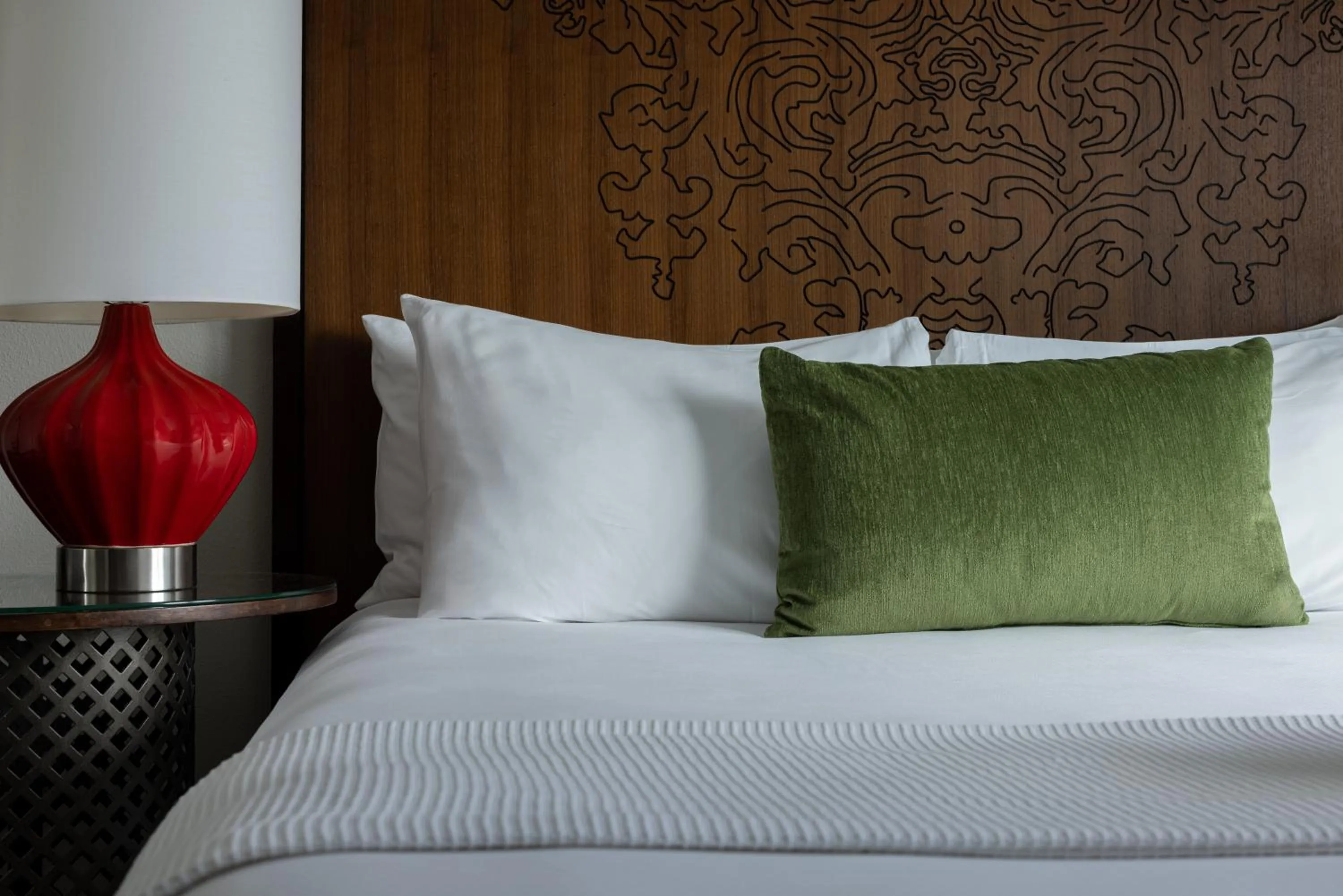 Bed in Hotel Contessa - Suites on the Riverwalk