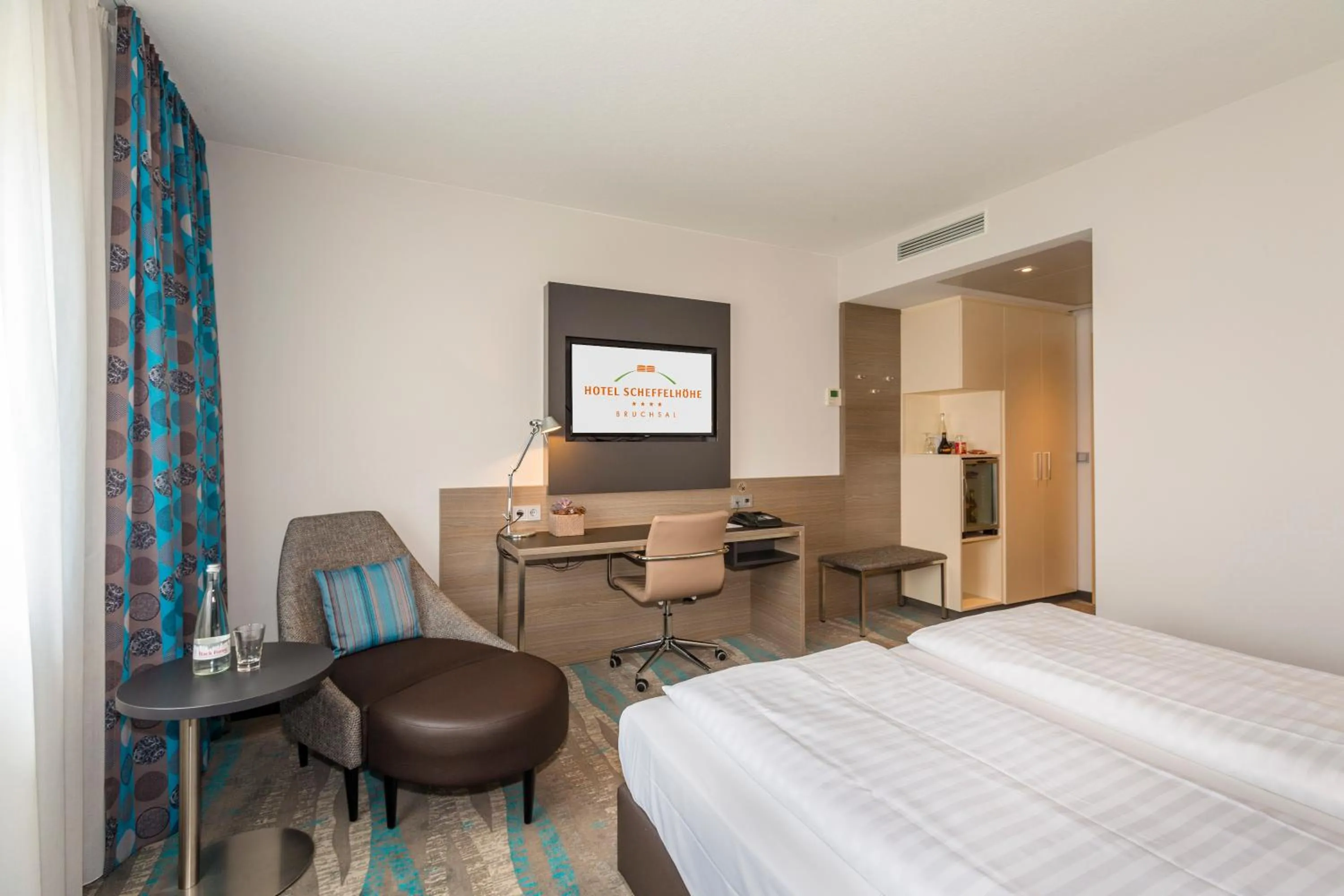 Photo of the whole room, Bed in Hotel Scheffelhöhe