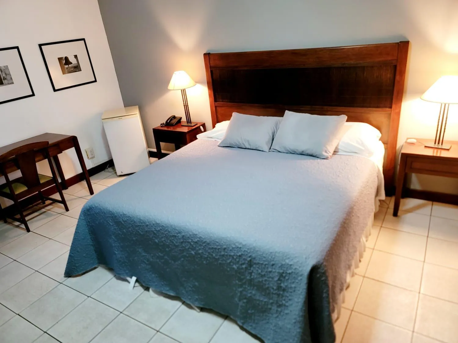 Text overlay, Bed in Hotel Casa del Sol