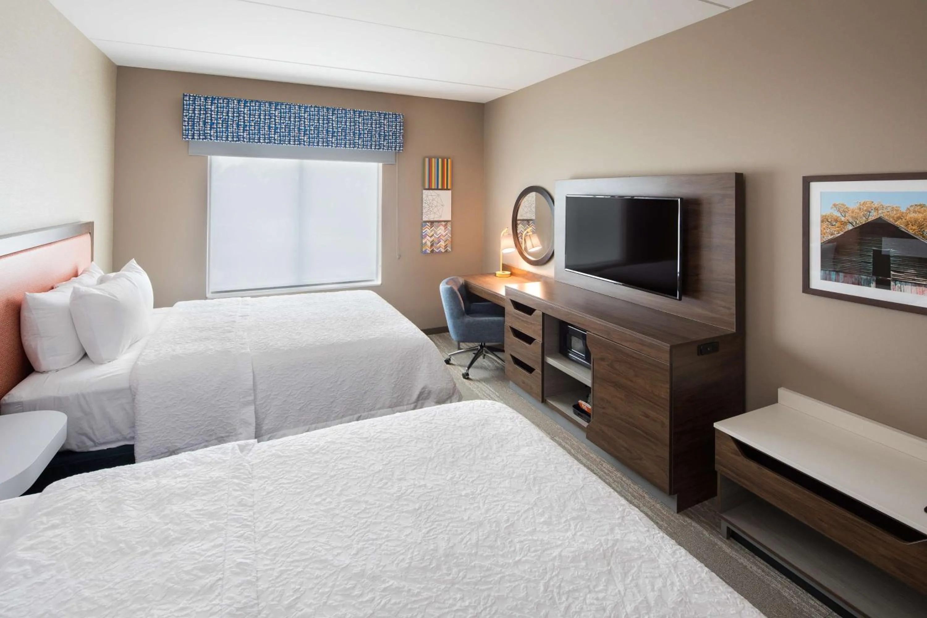 Bedroom, Bed in Hampton Inn Smithfield Selma, NC