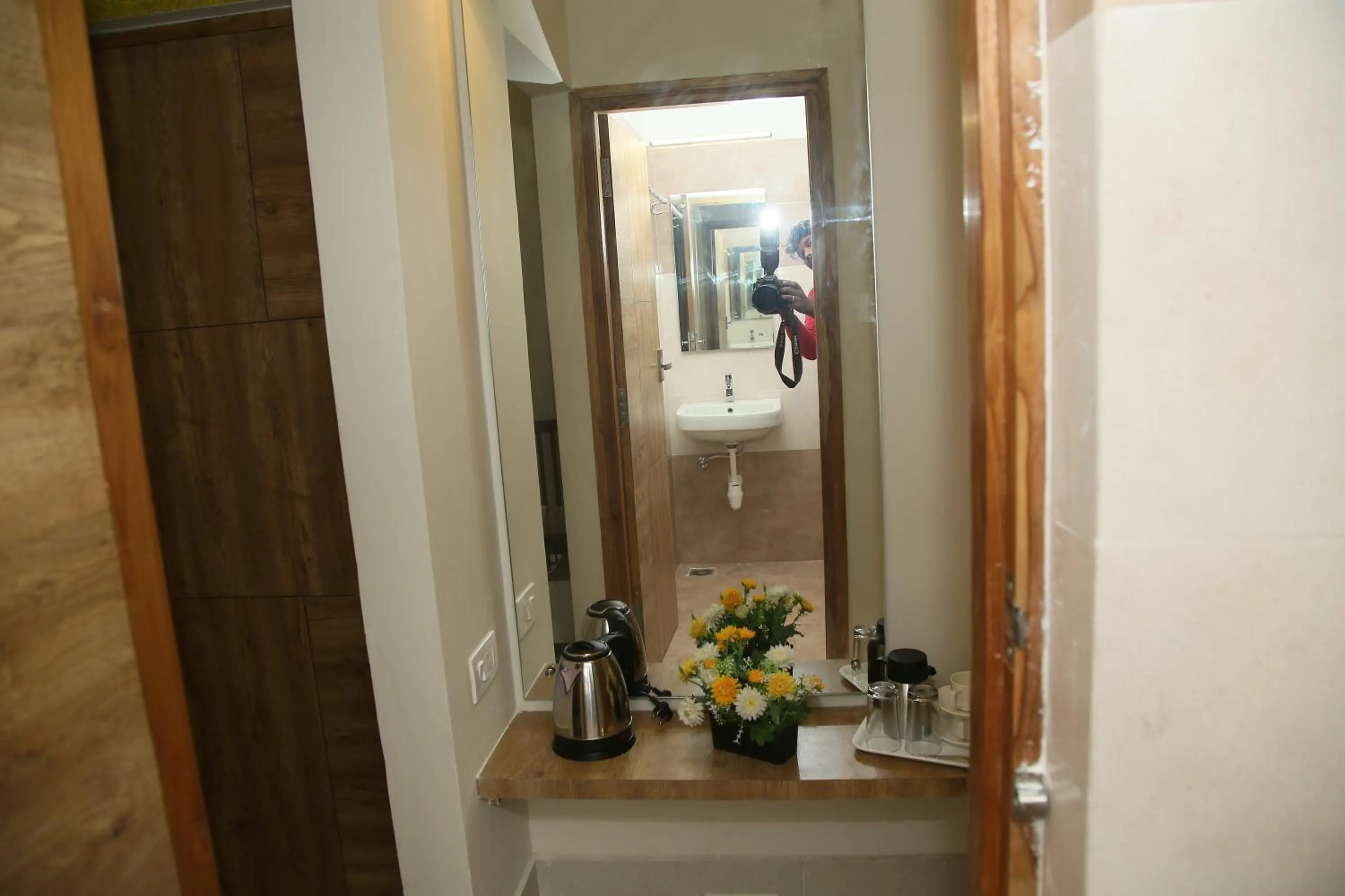 Kitchen or kitchenette in Apollo Court (Apollo hospital,Sankara natralya, US consulate