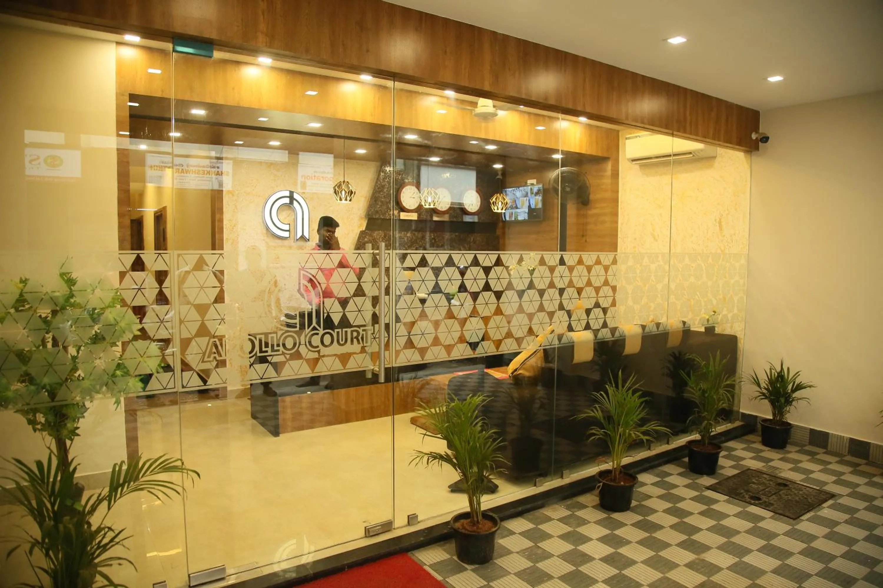 Apollo Court (Apollo hospital,Sankara natralya, US consulate