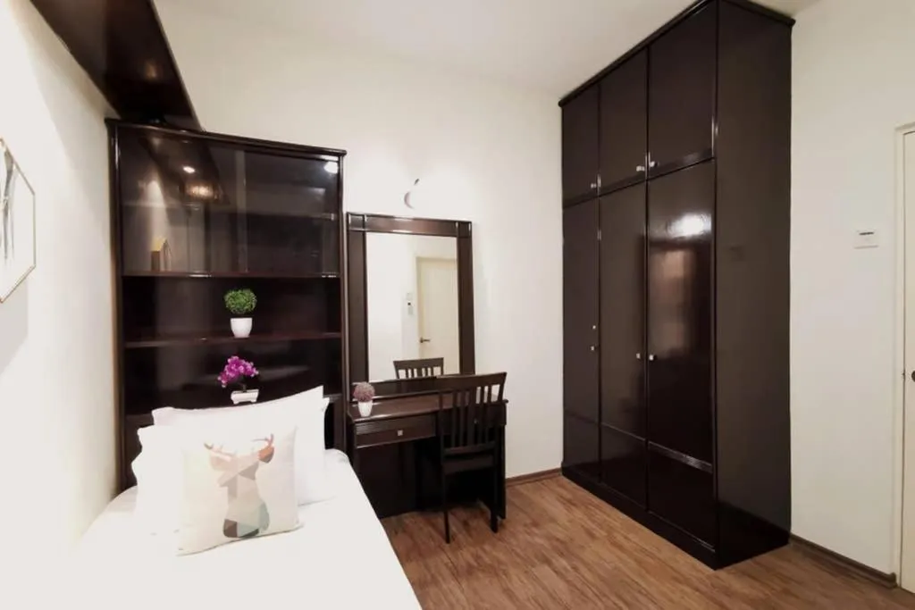 Bedroom, Bed in EEs Whale House - Homestay 3 min walk to beach