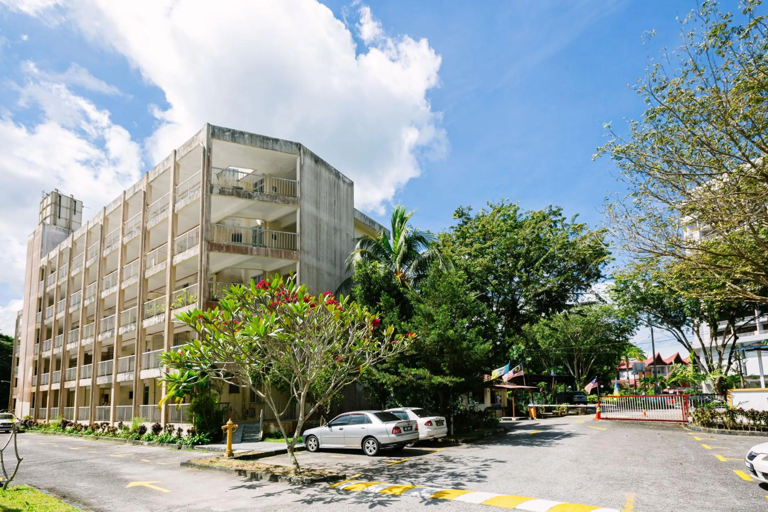 EEs Whale House - Homestay 3 min walk to beach