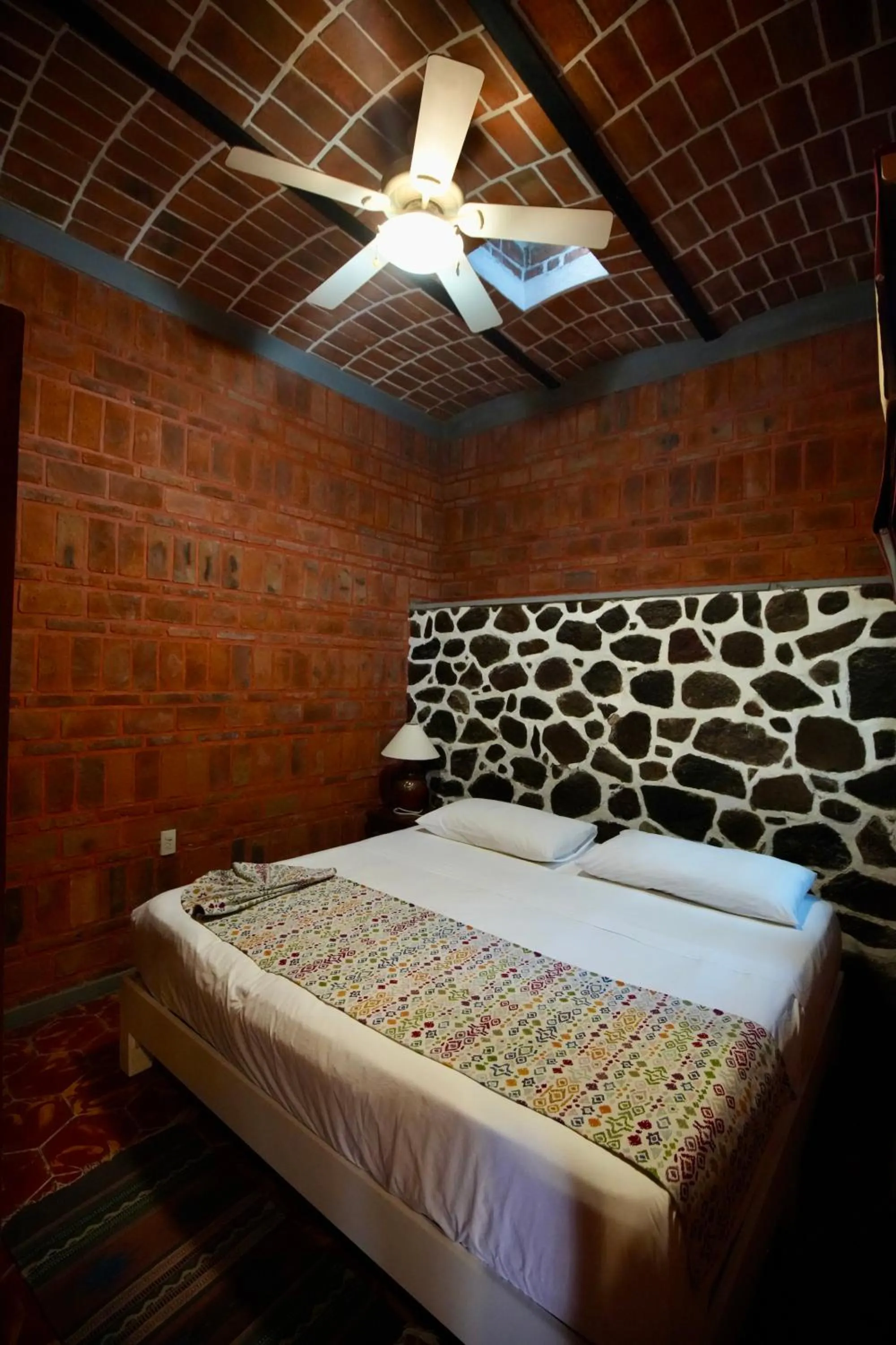 Bed in Mama Chuy Hotel & Villas Ajijic