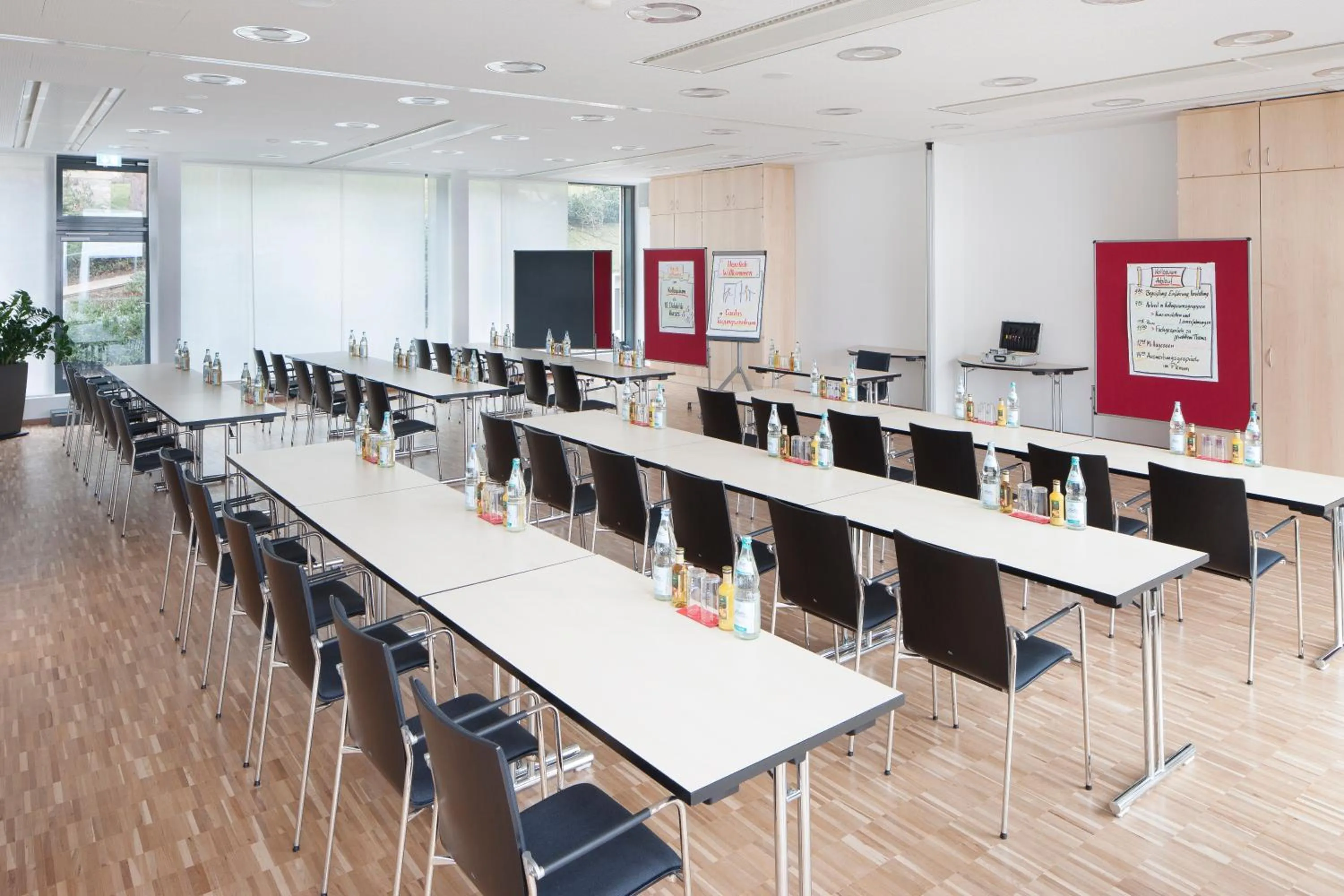 On-site shops in Caritas Tagungszentrum