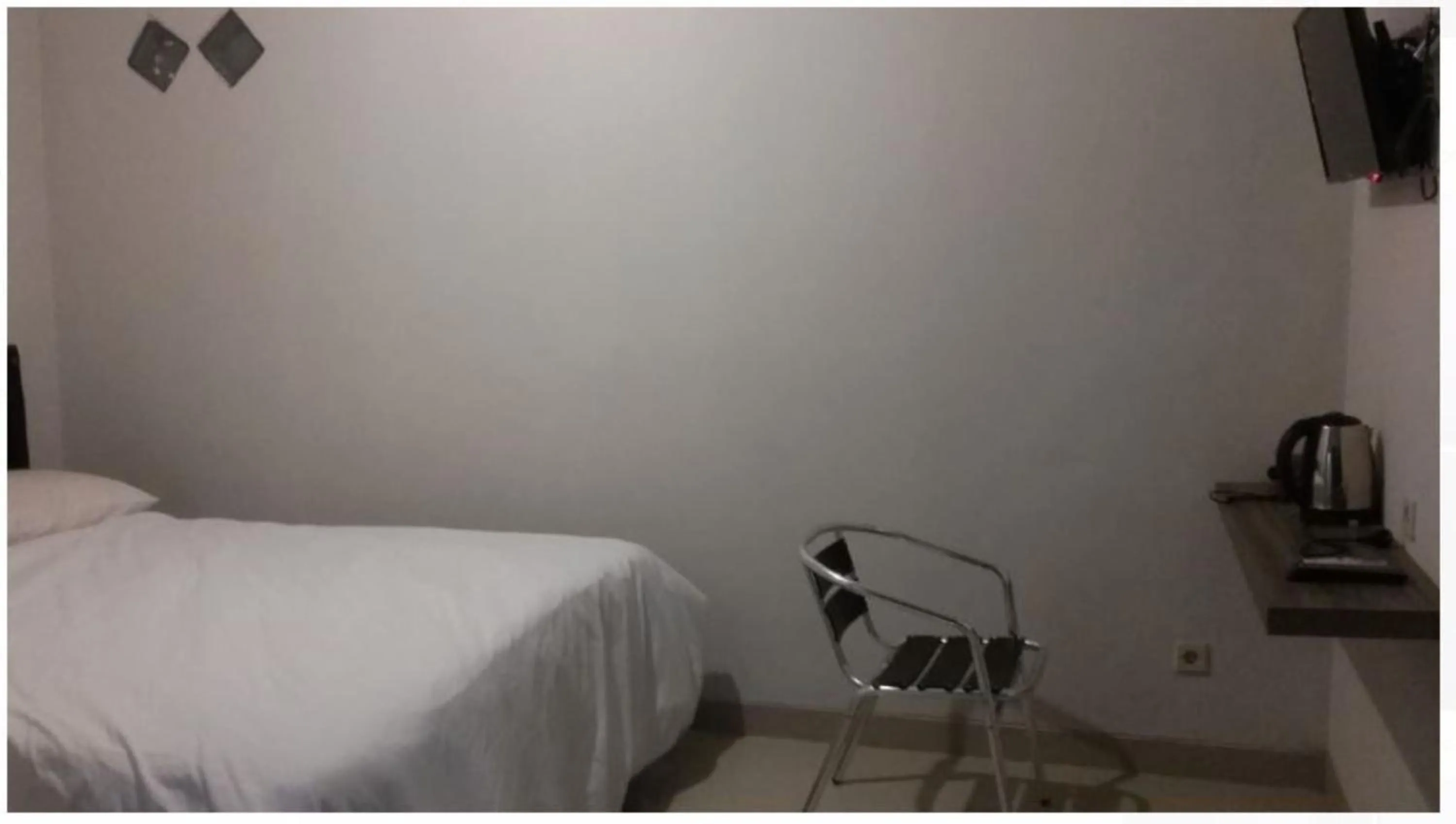 Bed in Siwalankerto F7