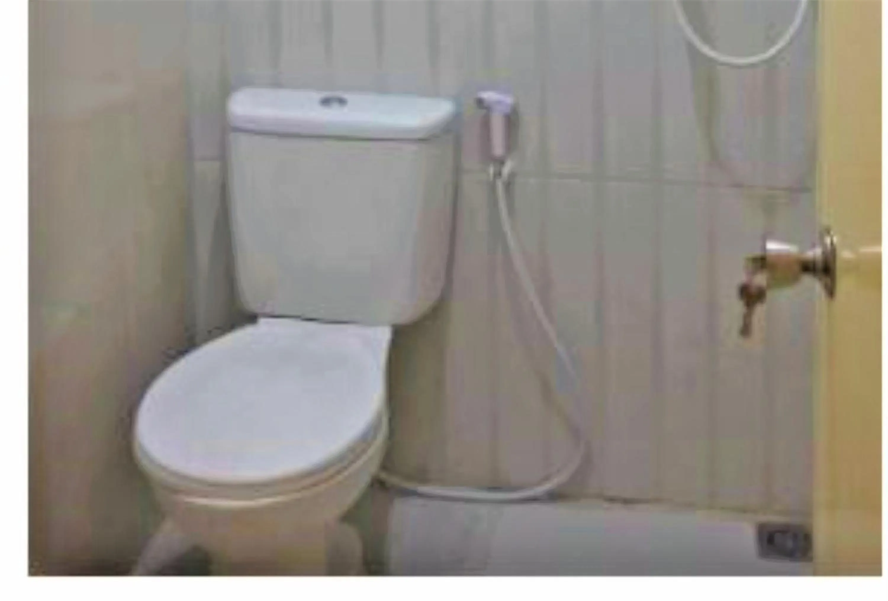 Bathroom in Siwalankerto F7