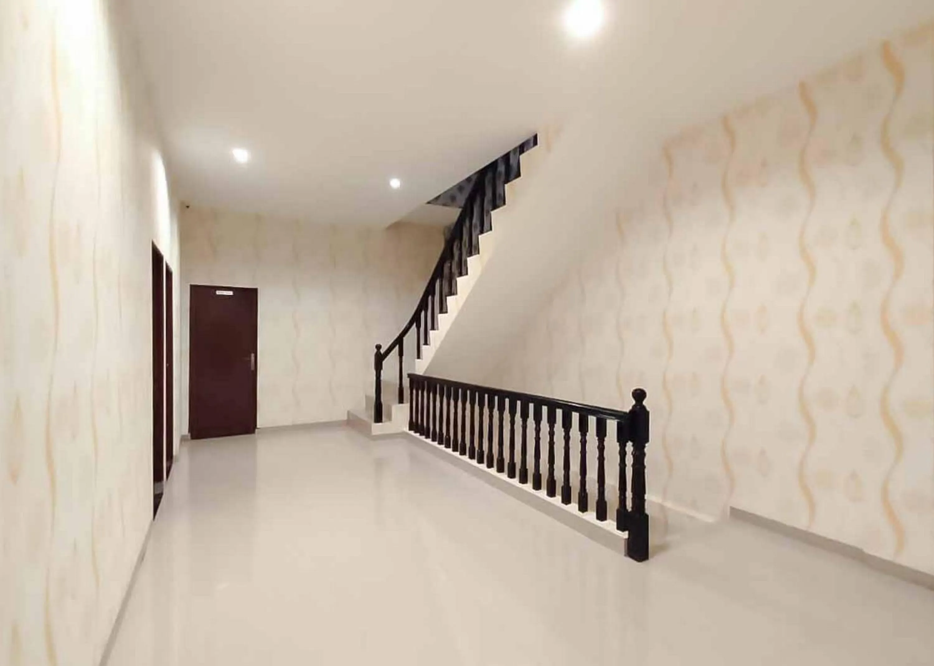 Facade/entrance in RedDoorz Plus @ Jalan Letda Sujono Medan 2