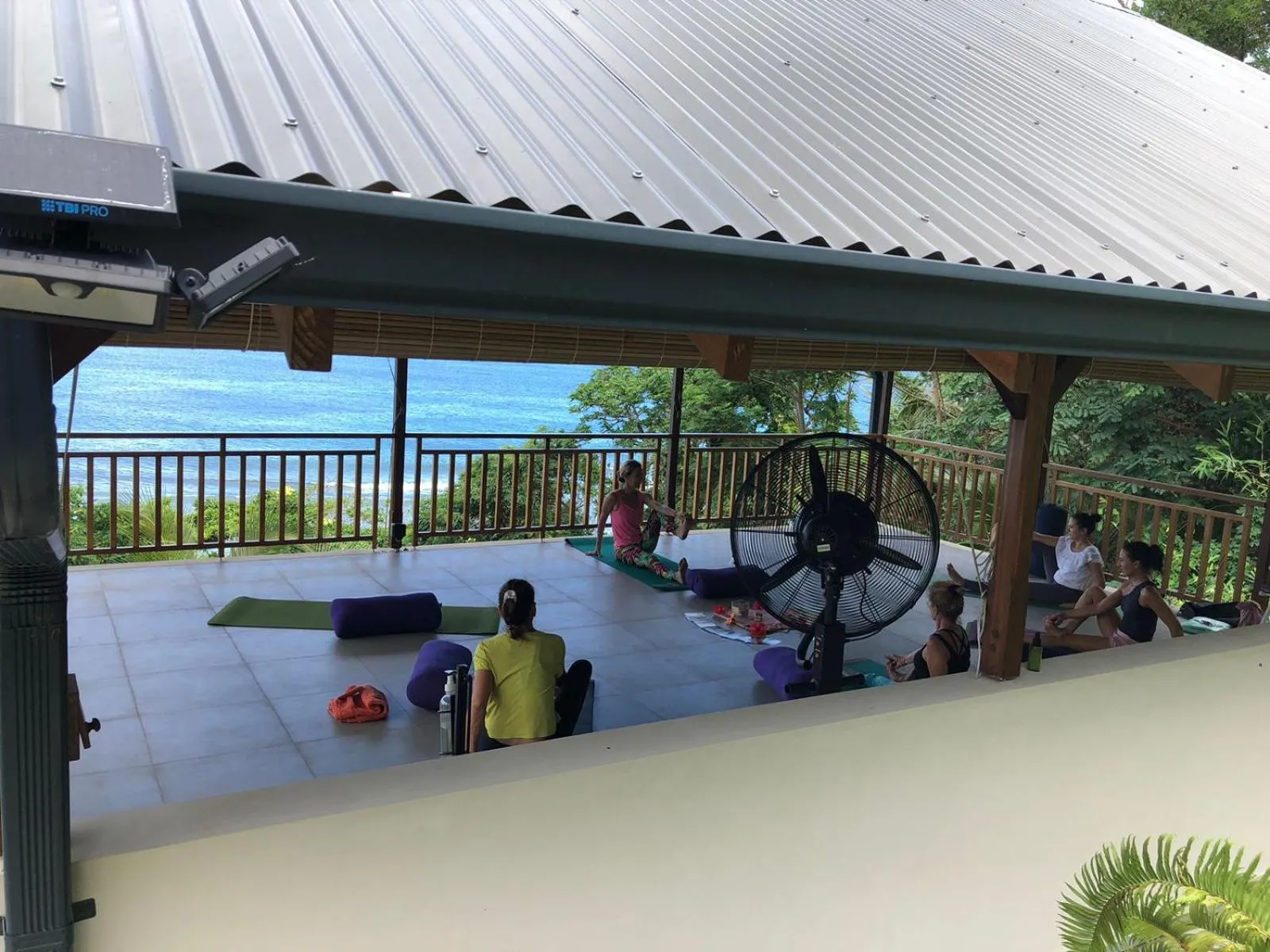 Fitness centre/facilities in Paradise Chalets Yoga & Wellness