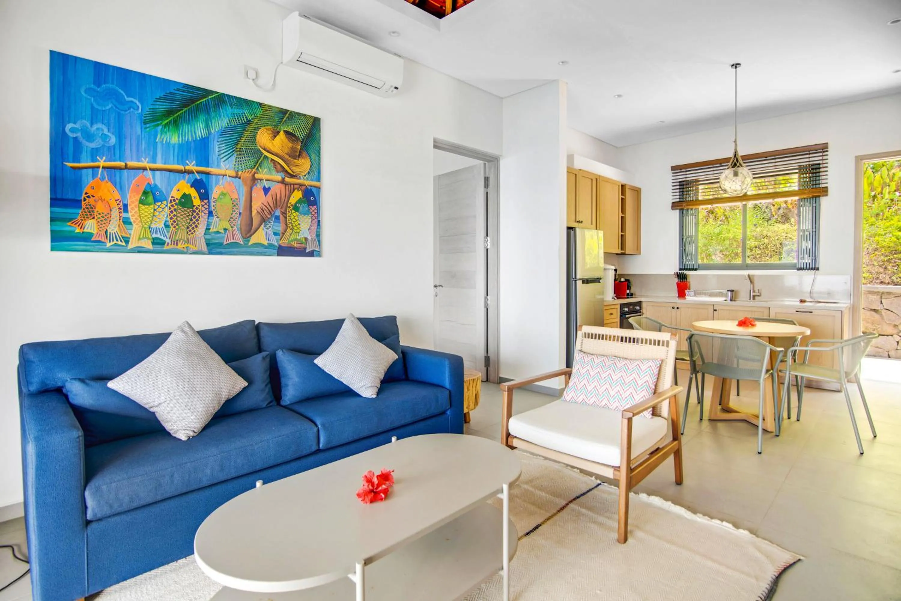 Kitchen or kitchenette in Paradise Chalets Yoga & Wellness