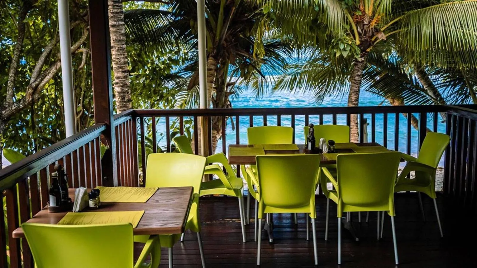 Restaurant/places to eat in Paradise Chalets Yoga & Wellness