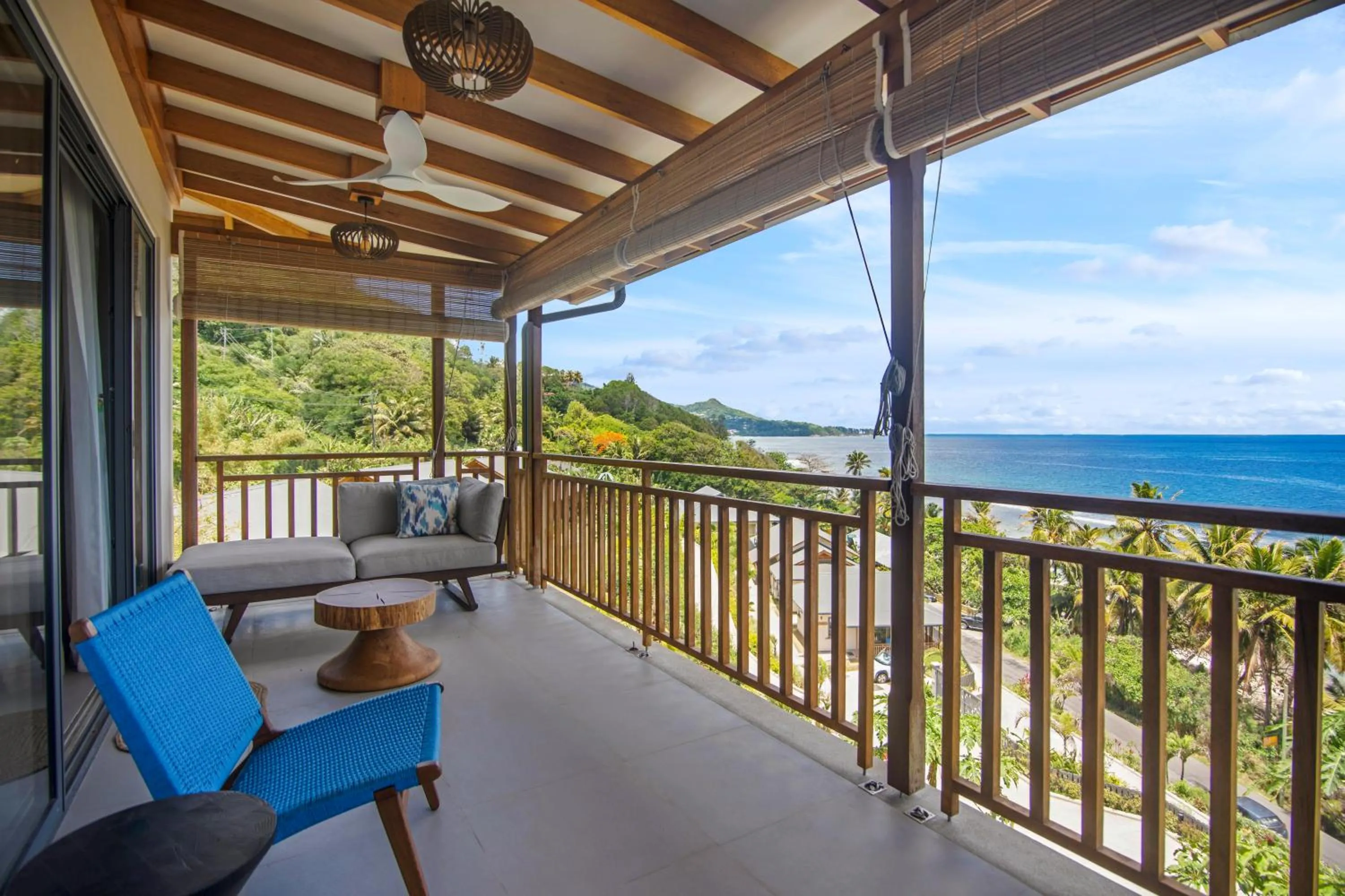 Patio in Paradise Chalets Yoga & Wellness