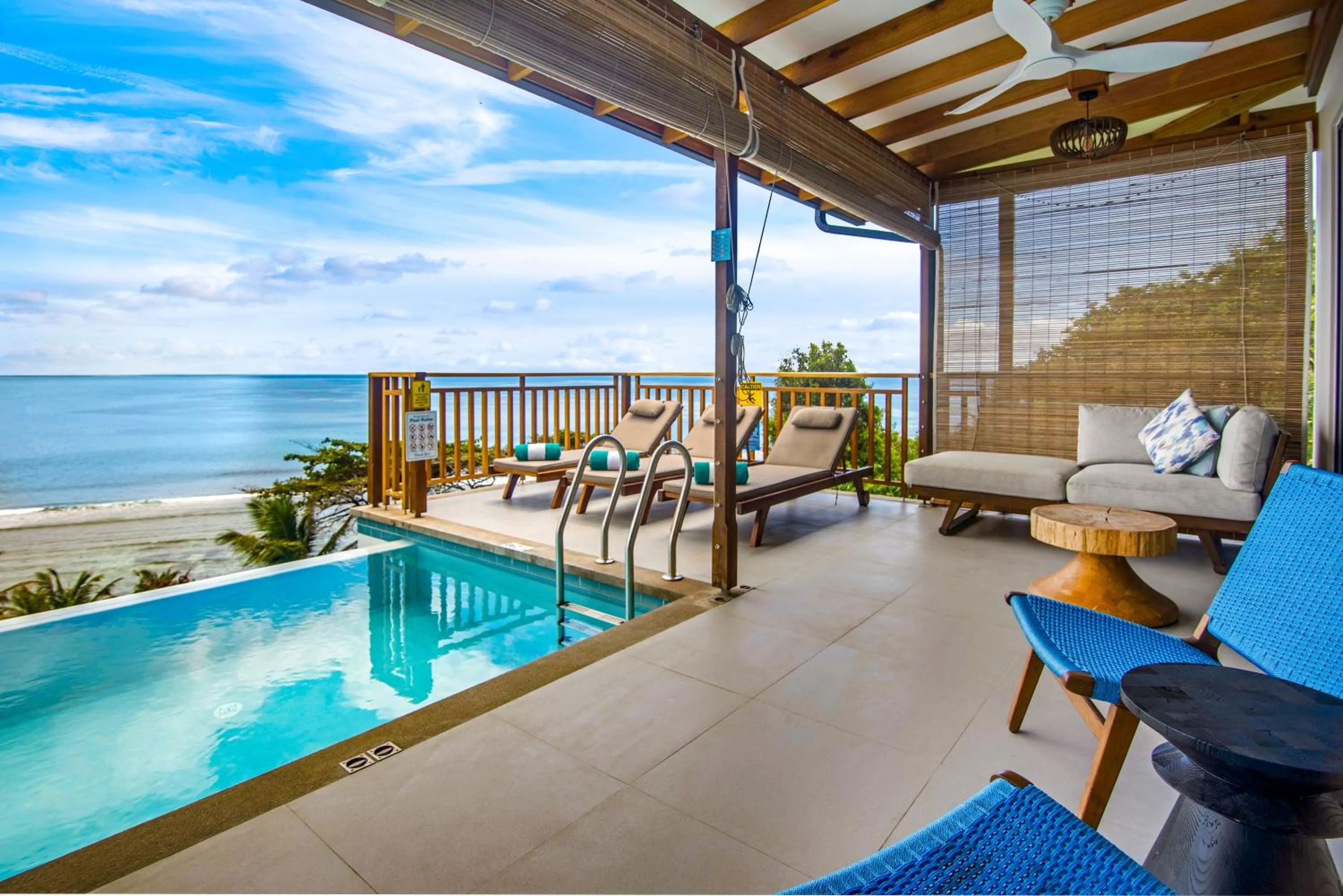 Patio in Paradise Chalets Yoga & Wellness