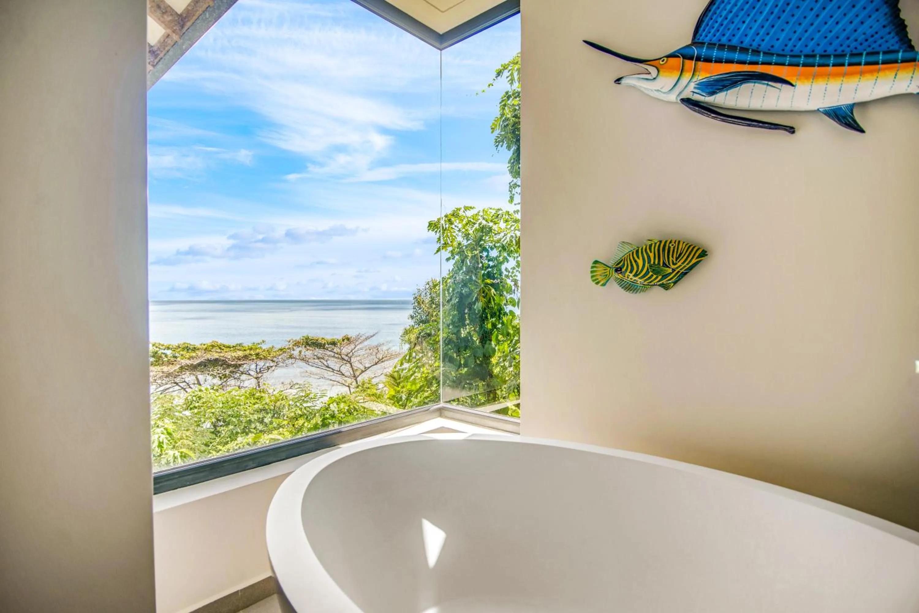 Bathroom in Paradise Chalets Yoga & Wellness