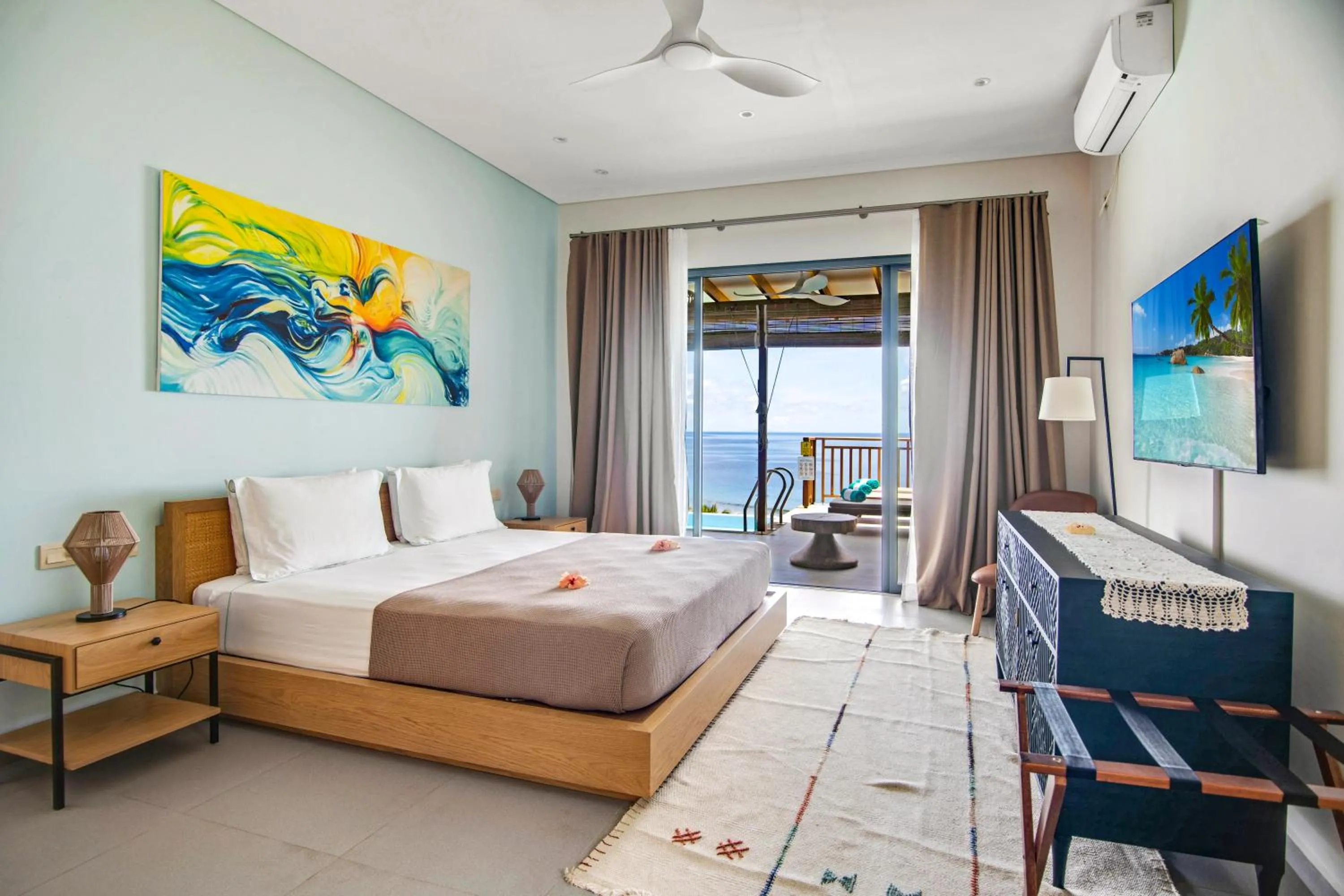 Sea view, Bed in Paradise Chalets Yoga & Wellness