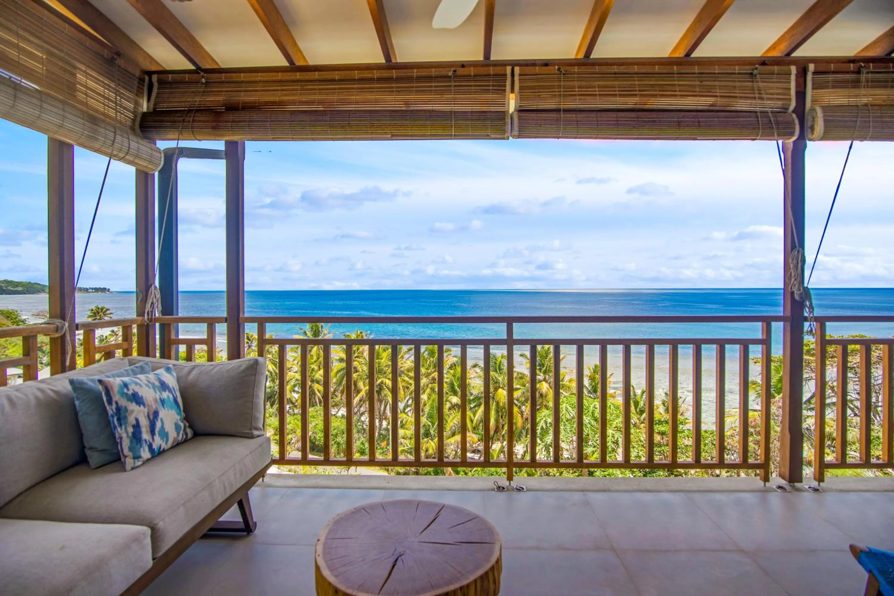Patio in Paradise Chalets Yoga & Wellness